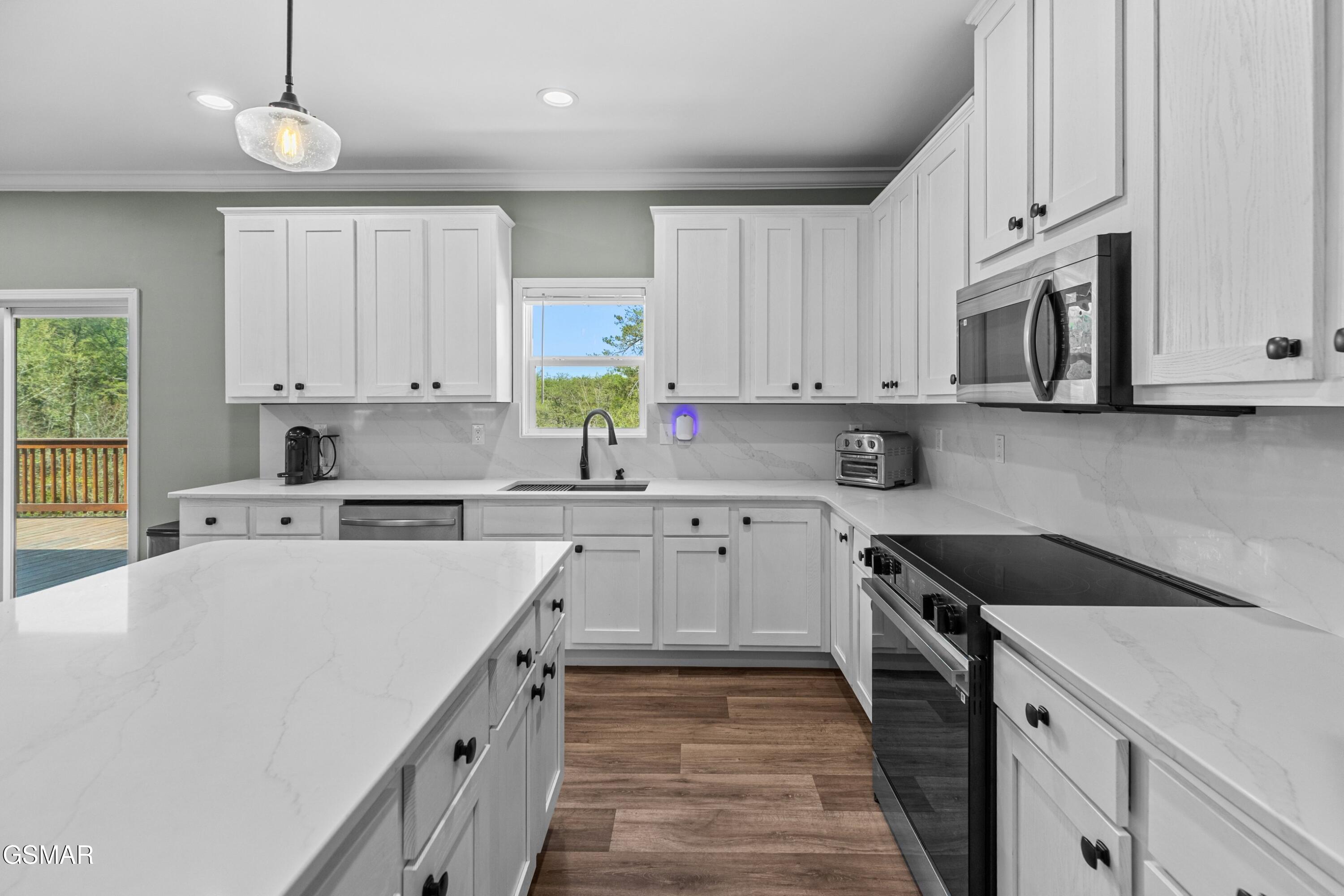 126 Deer Run Way Dandridge TN 37725