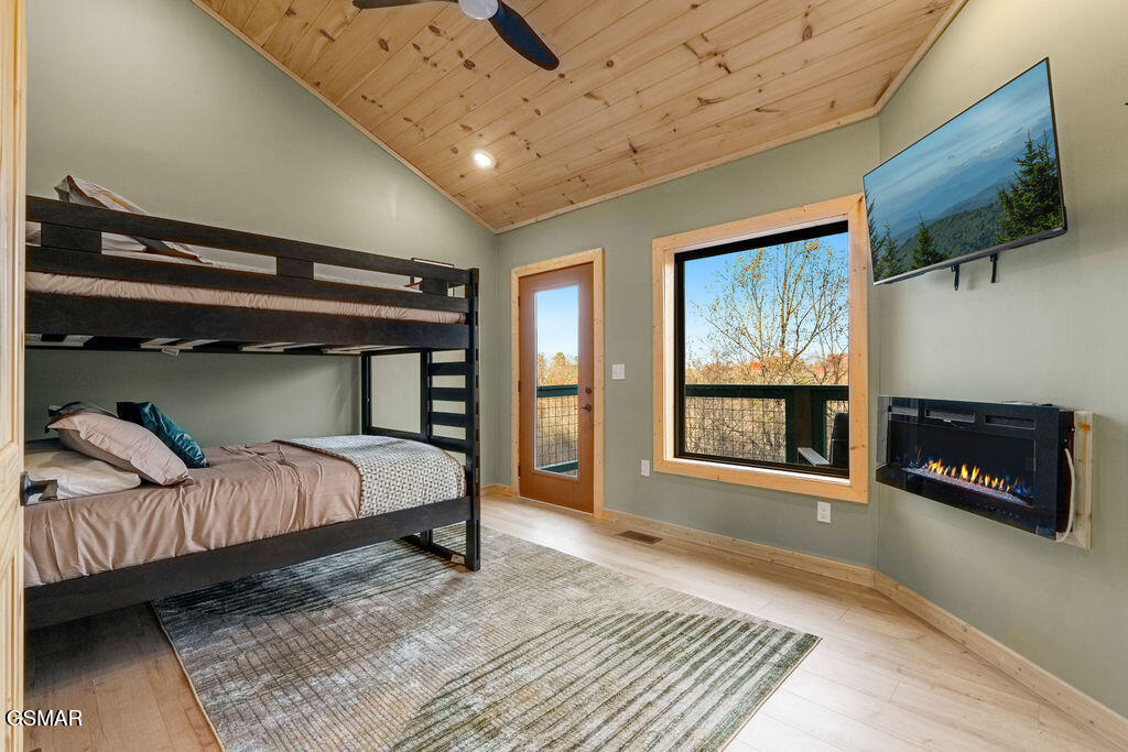 1857 Beach Front Drive Sevierville TN 37876