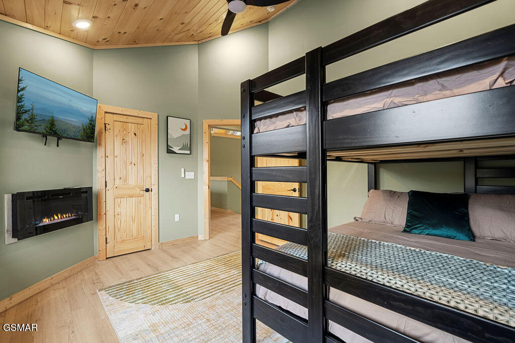 1857 Beach Front Drive Sevierville TN 37876