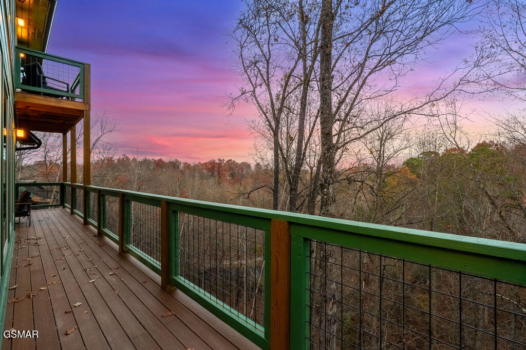 1857 Beach Front Drive Sevierville TN 37876