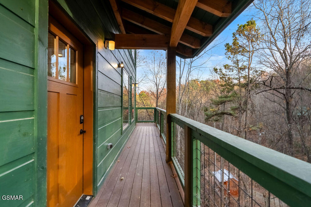 1857 Beach Front Drive Sevierville TN 37876