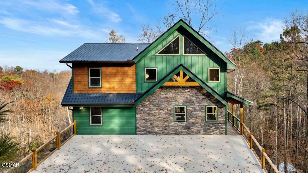 1857 Beach Front Drive Sevierville TN 37876