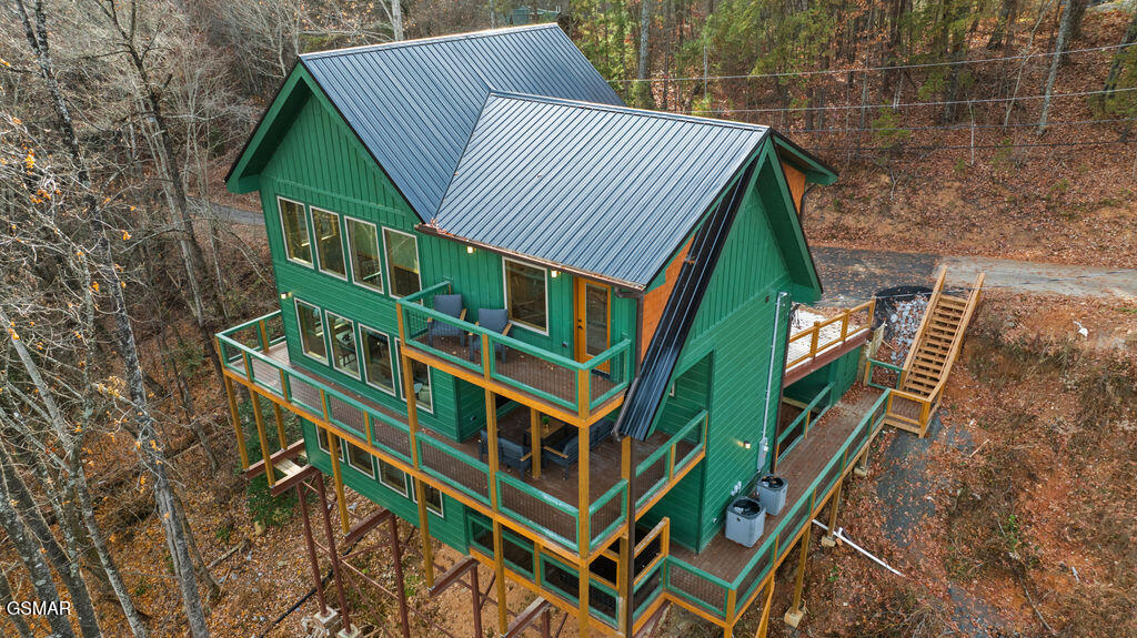 1857 Beach Front Drive Sevierville TN 37876