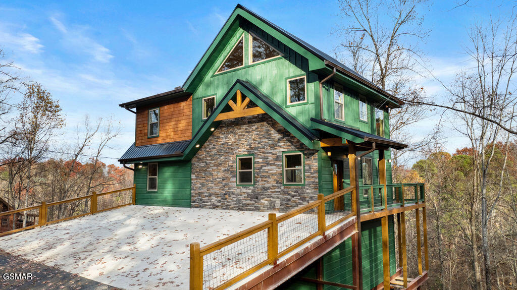 1857 Beach Front Drive Sevierville TN 37876