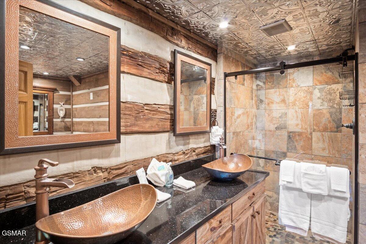 302 Beech Branch Road Gatlinburg TN 37738