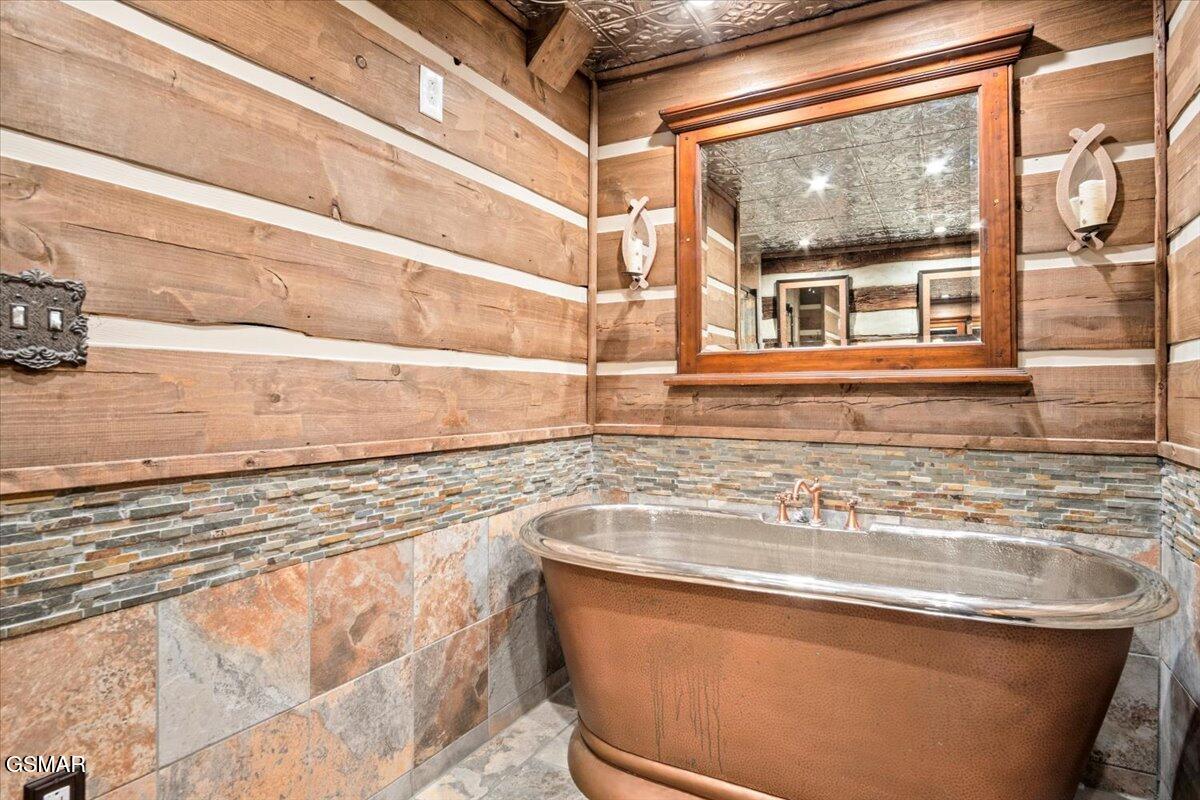 302 Beech Branch Road Gatlinburg TN 37738