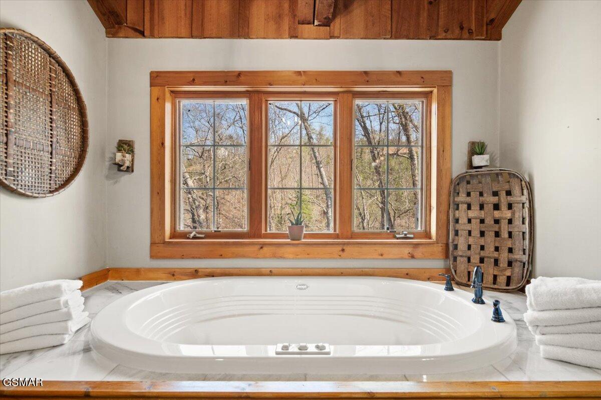 302 Beech Branch Road Gatlinburg TN 37738