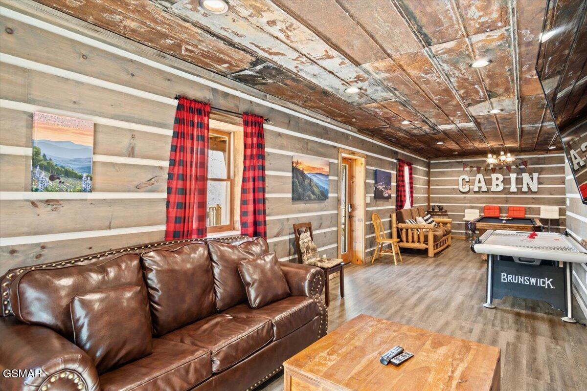 302 Beech Branch Road Gatlinburg TN 37738