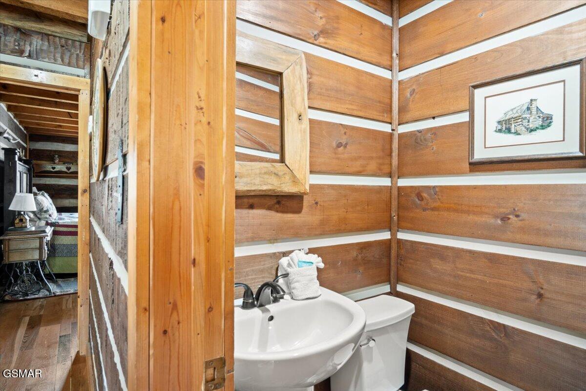 302 Beech Branch Road Gatlinburg TN 37738