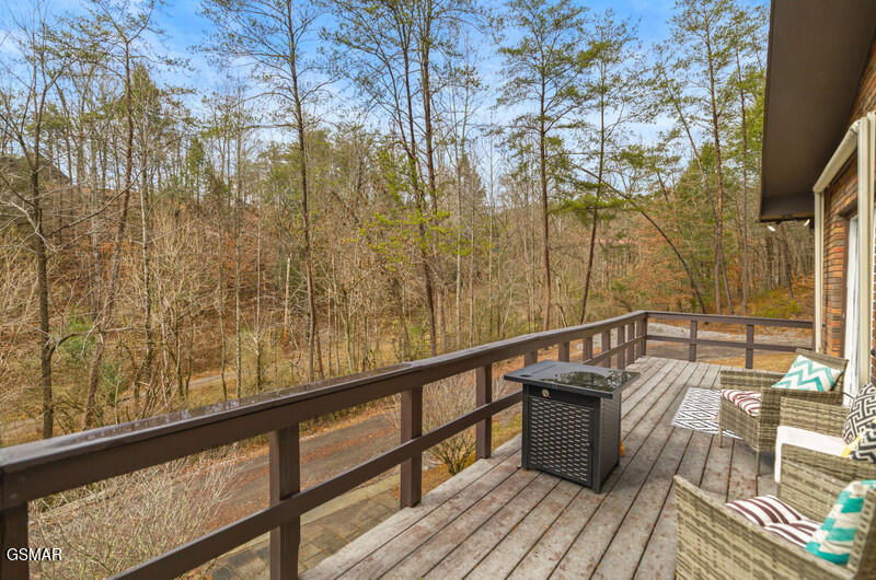 1652 Arron Way Sevierville TN 37876