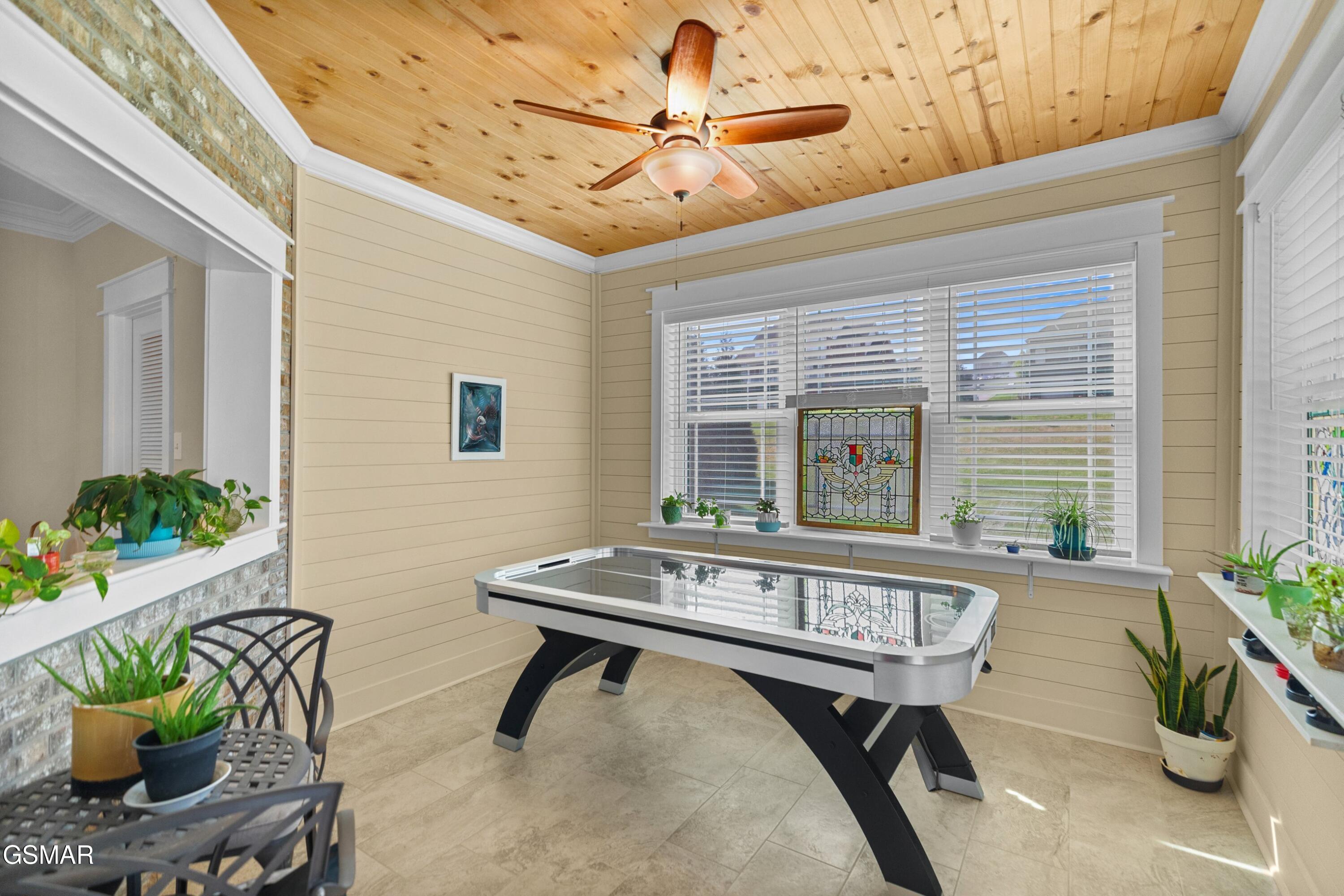 1410 River Run Circle Sevierville TN 37876
