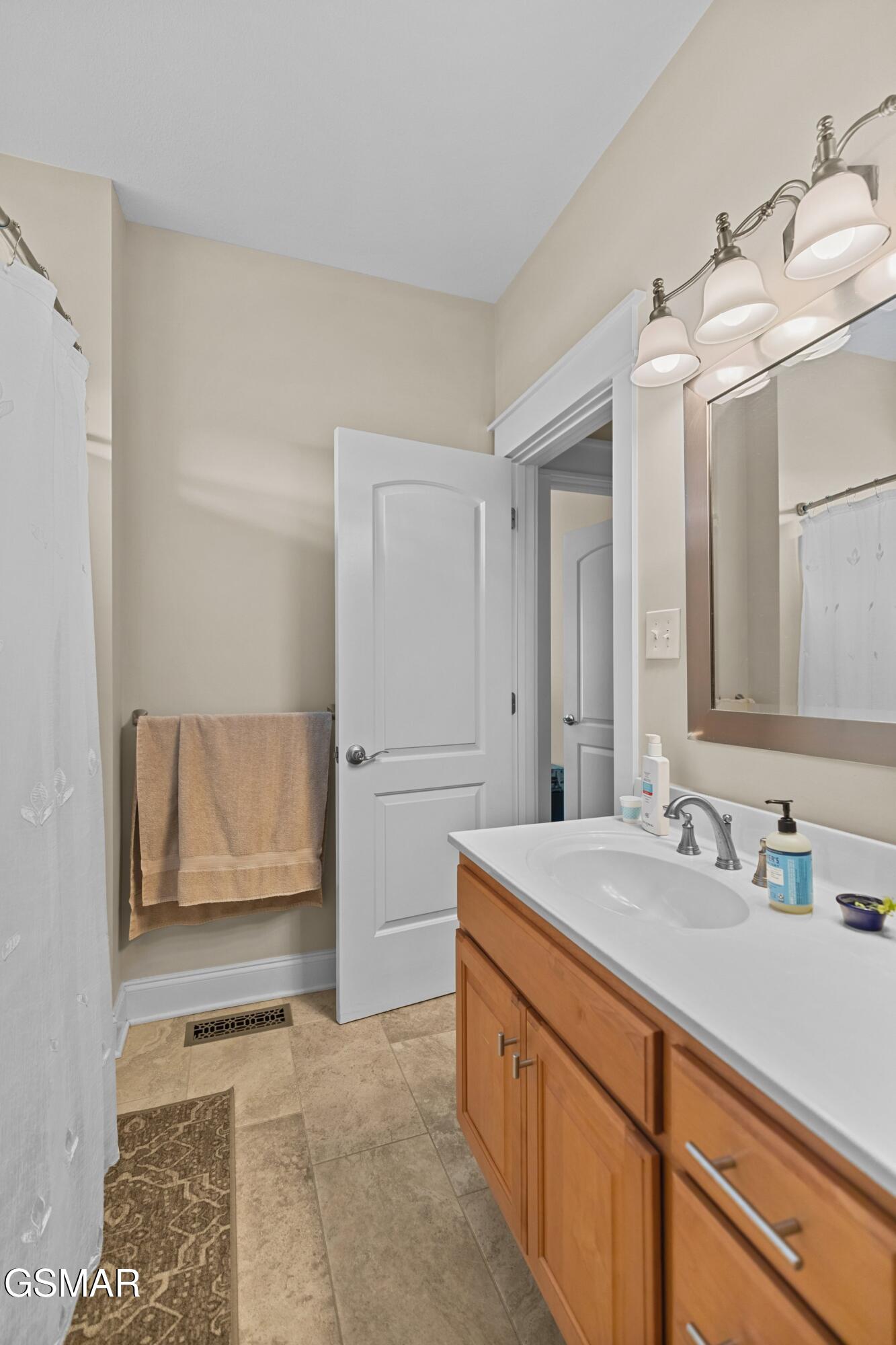 1410 River Run Circle Sevierville TN 37876