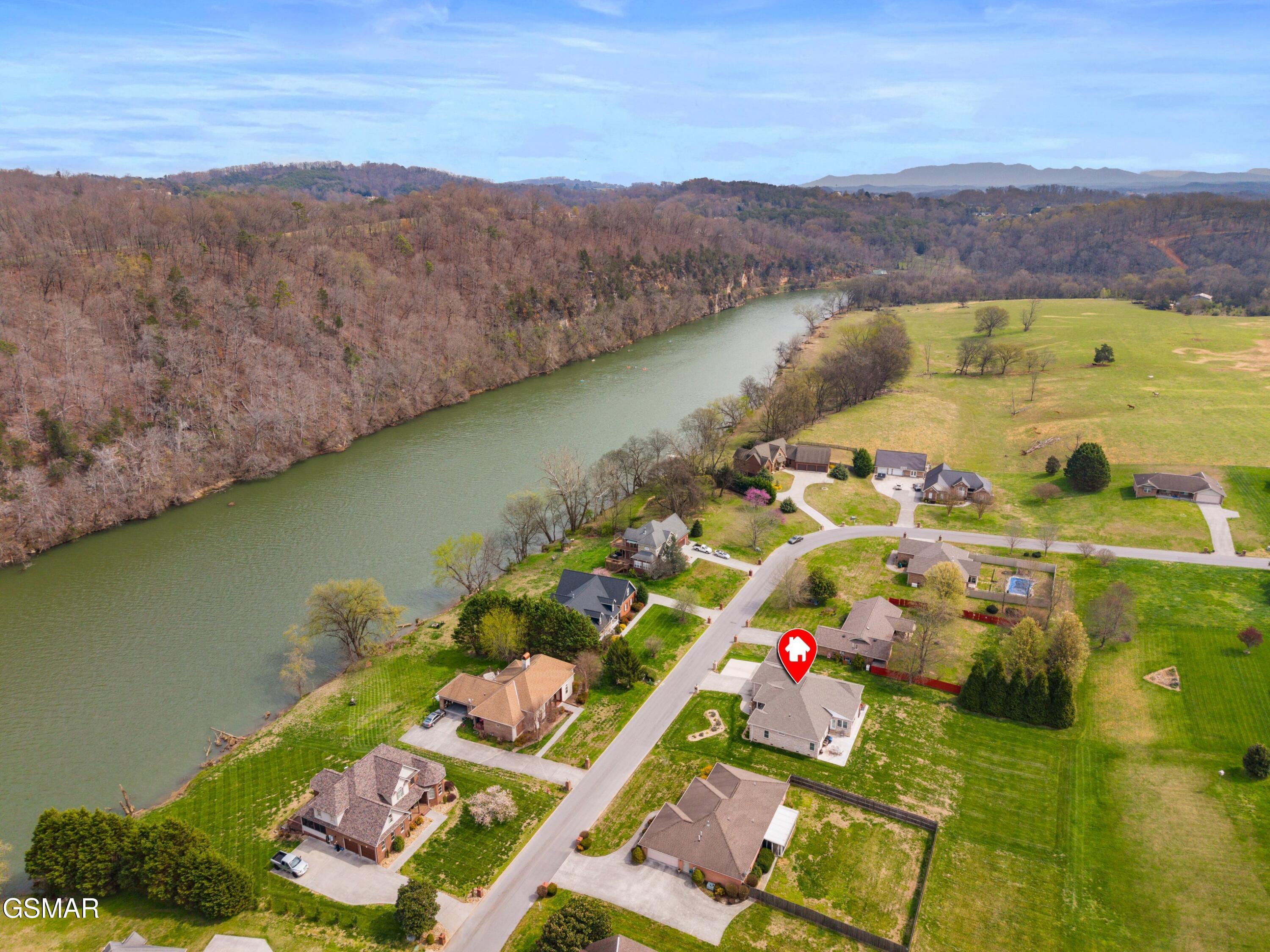 1410 River Run Circle Sevierville TN 37876