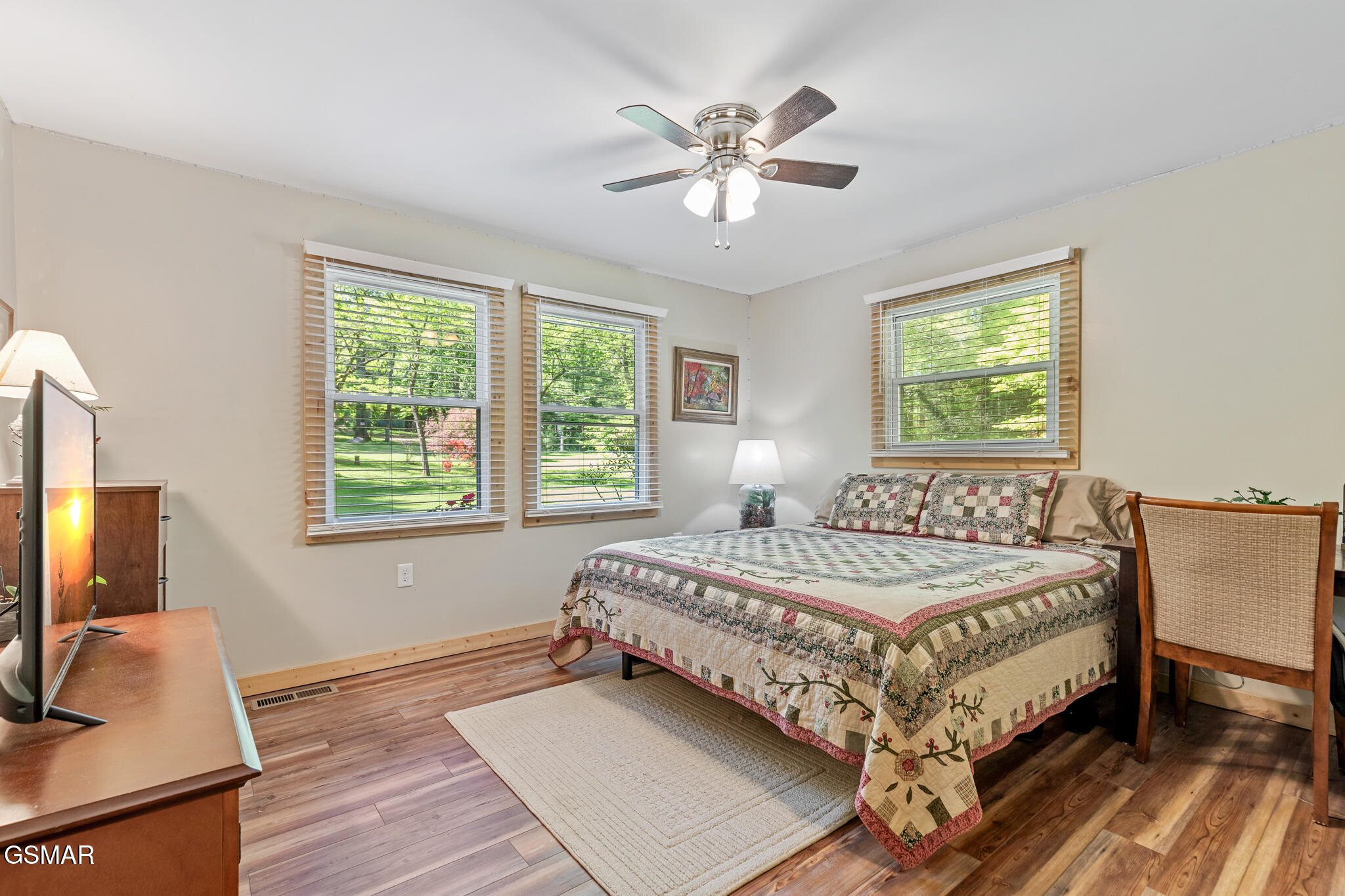 4527 E Scenic Drive Gatlinburg TN 37738