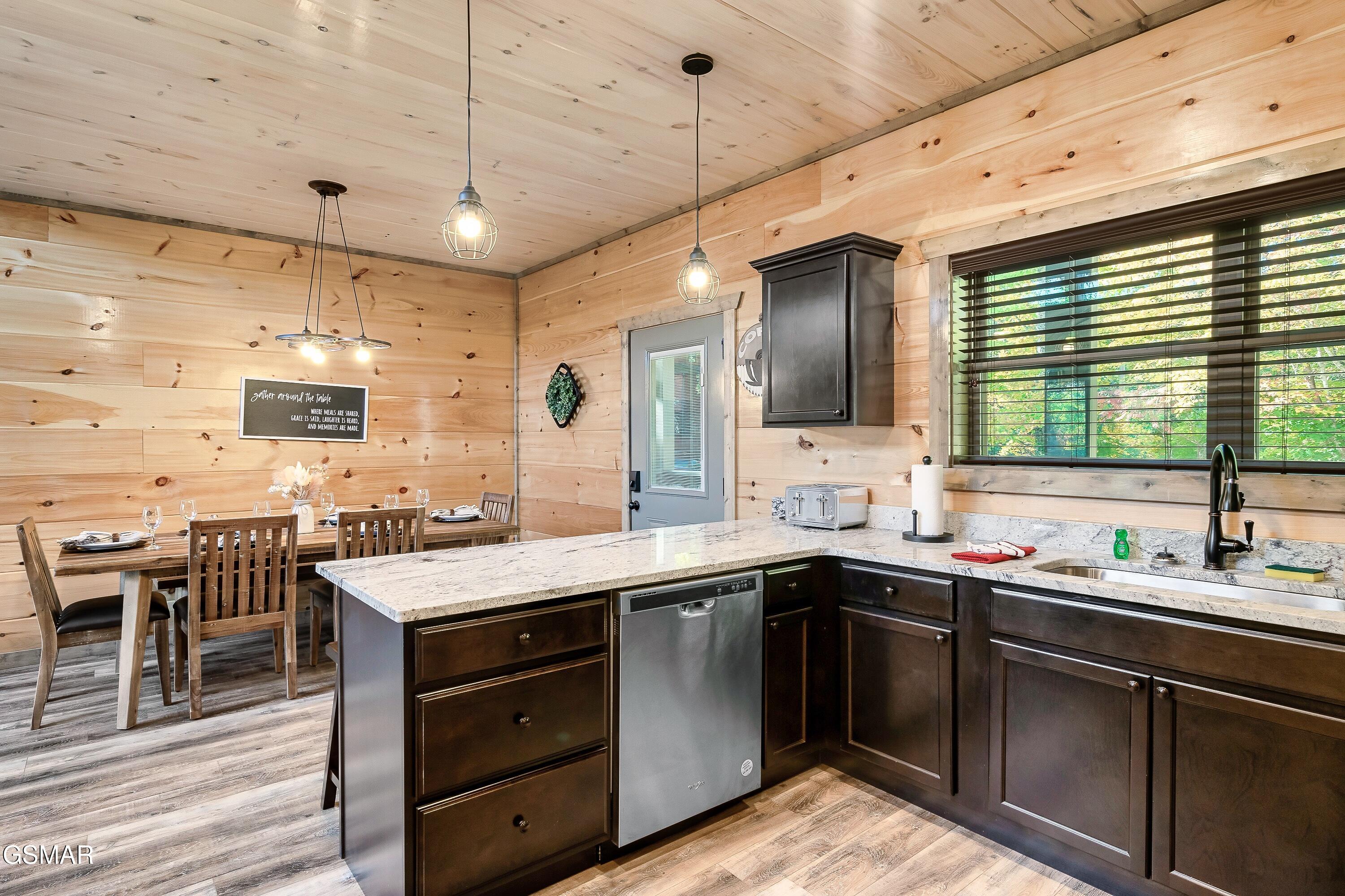 2614 Grassy Branch Loop Sevierville TN 37876