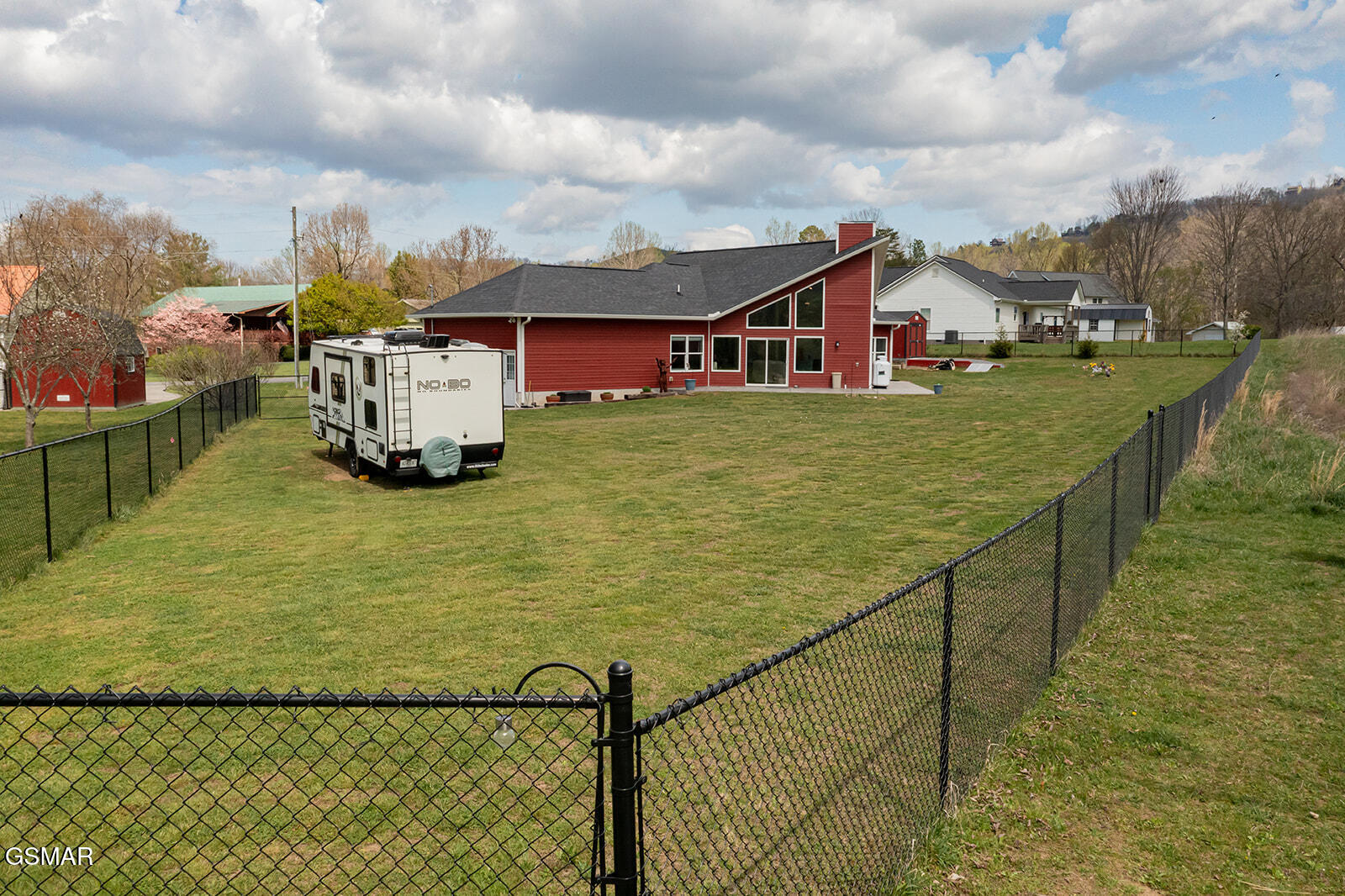 2221 Meadowbrook Lane Sevierville TN 37862