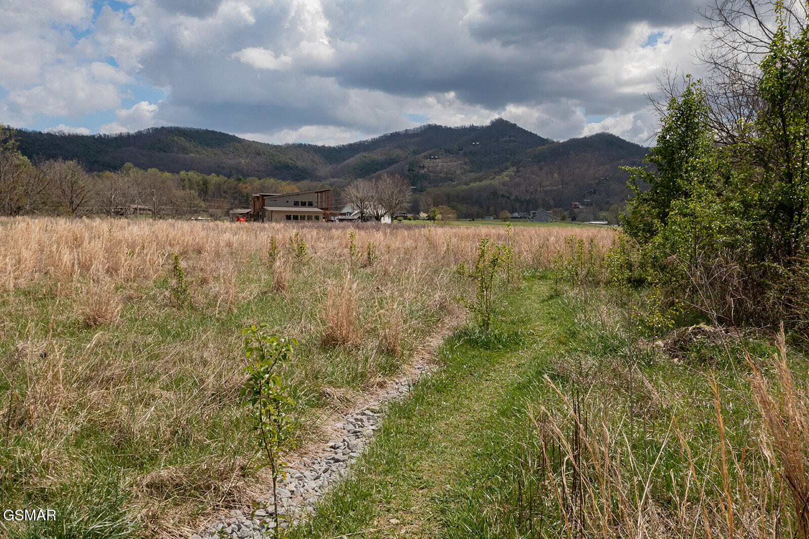 2221 Meadowbrook Lane Sevierville TN 37862