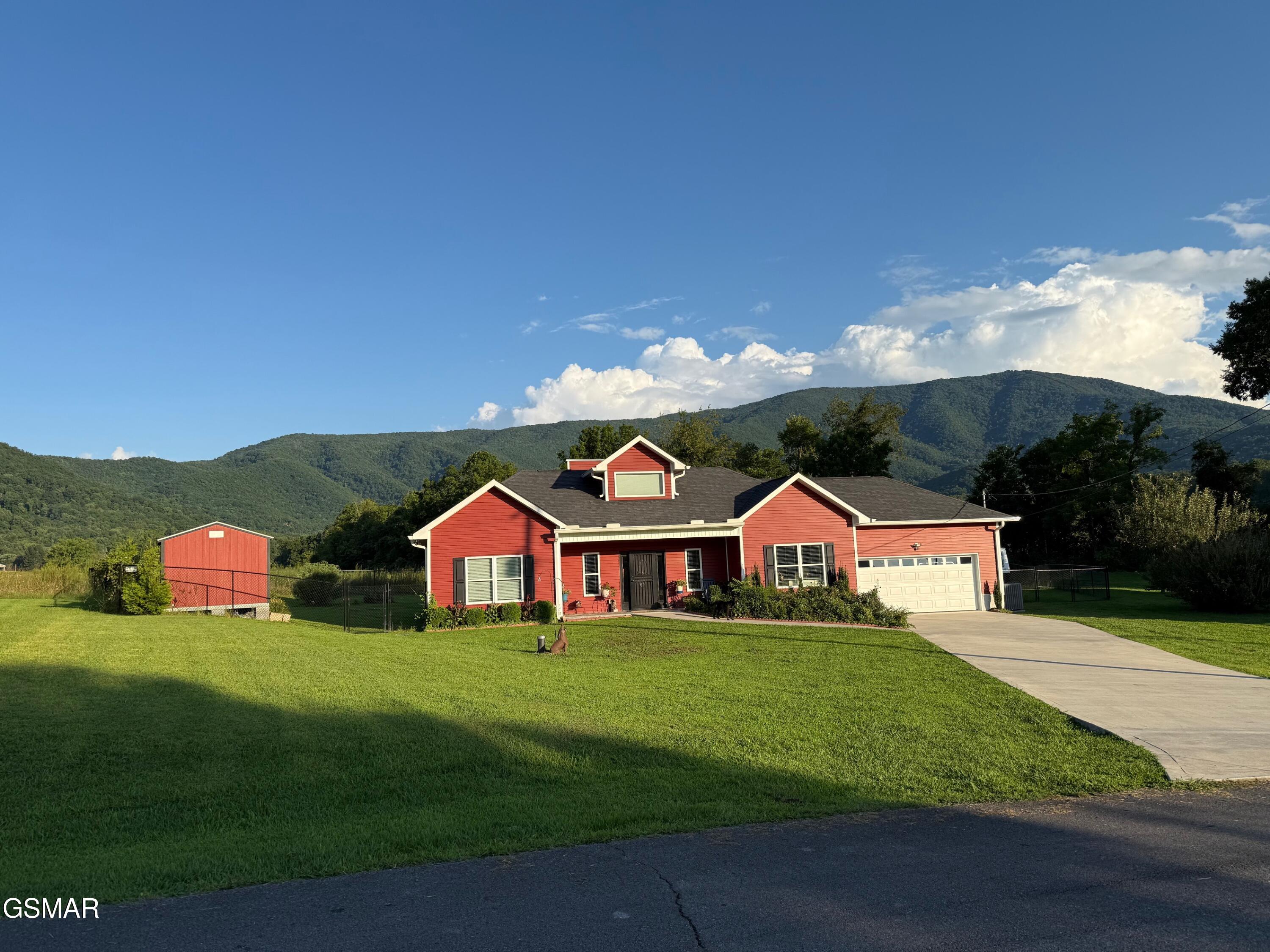 2221 Meadowbrook Lane Sevierville TN 37862