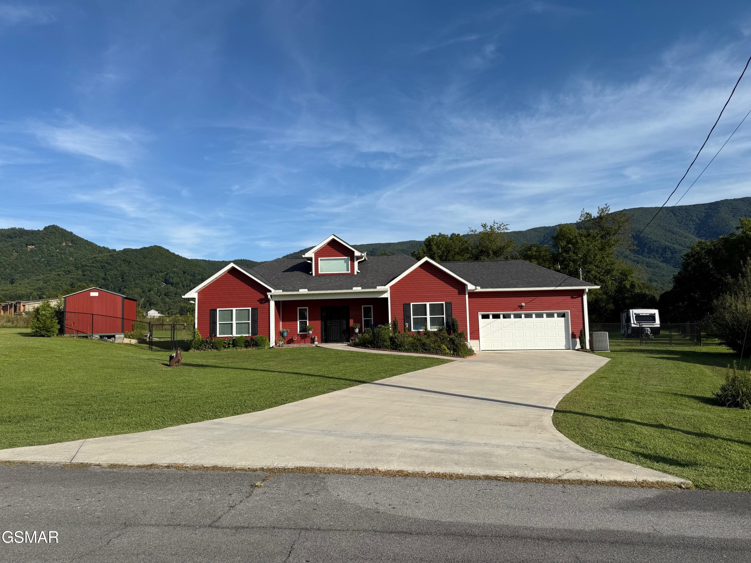 2221 Meadowbrook Lane Sevierville TN 37862