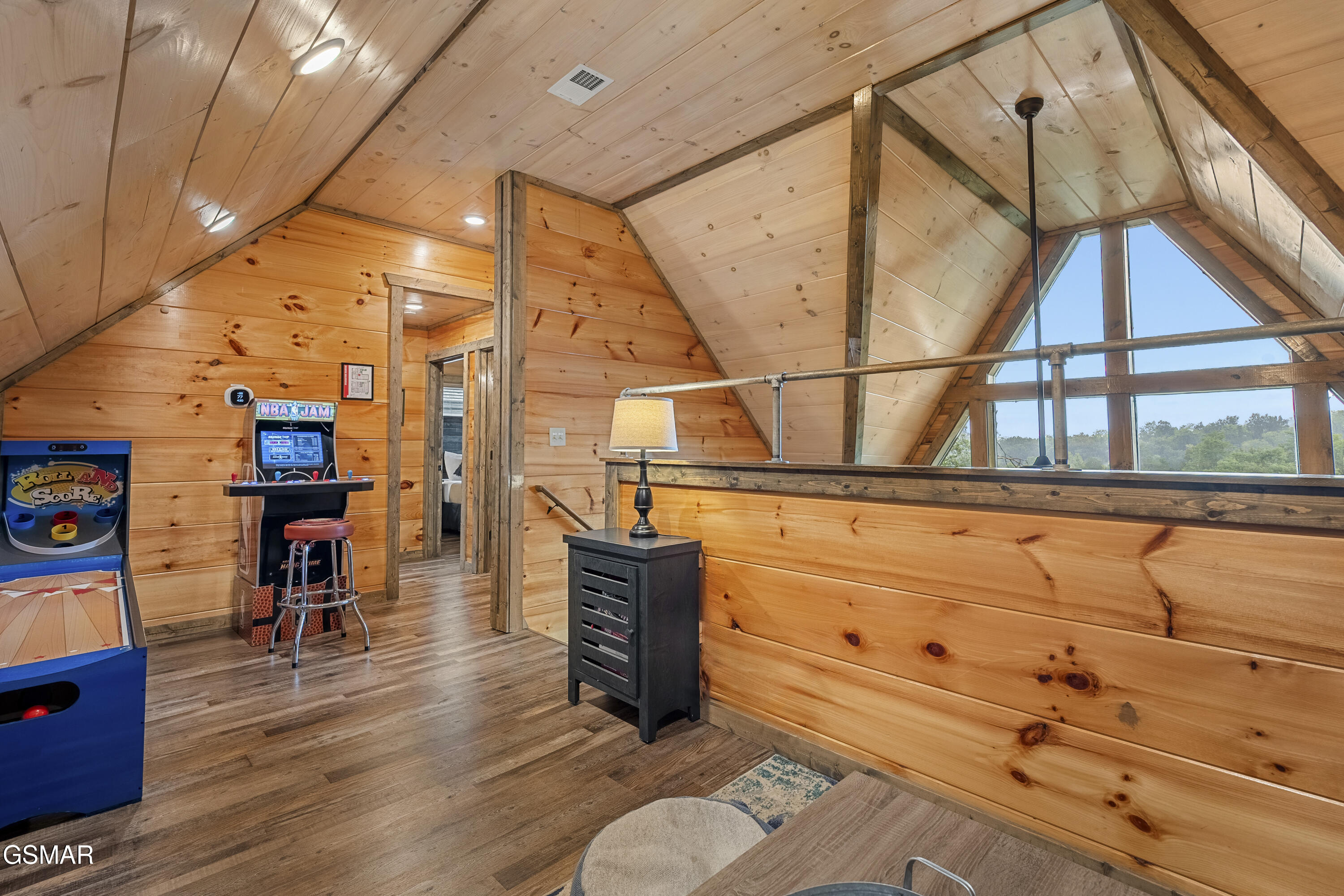 2109 Eagle Feather Drive Sevierville TN 37876