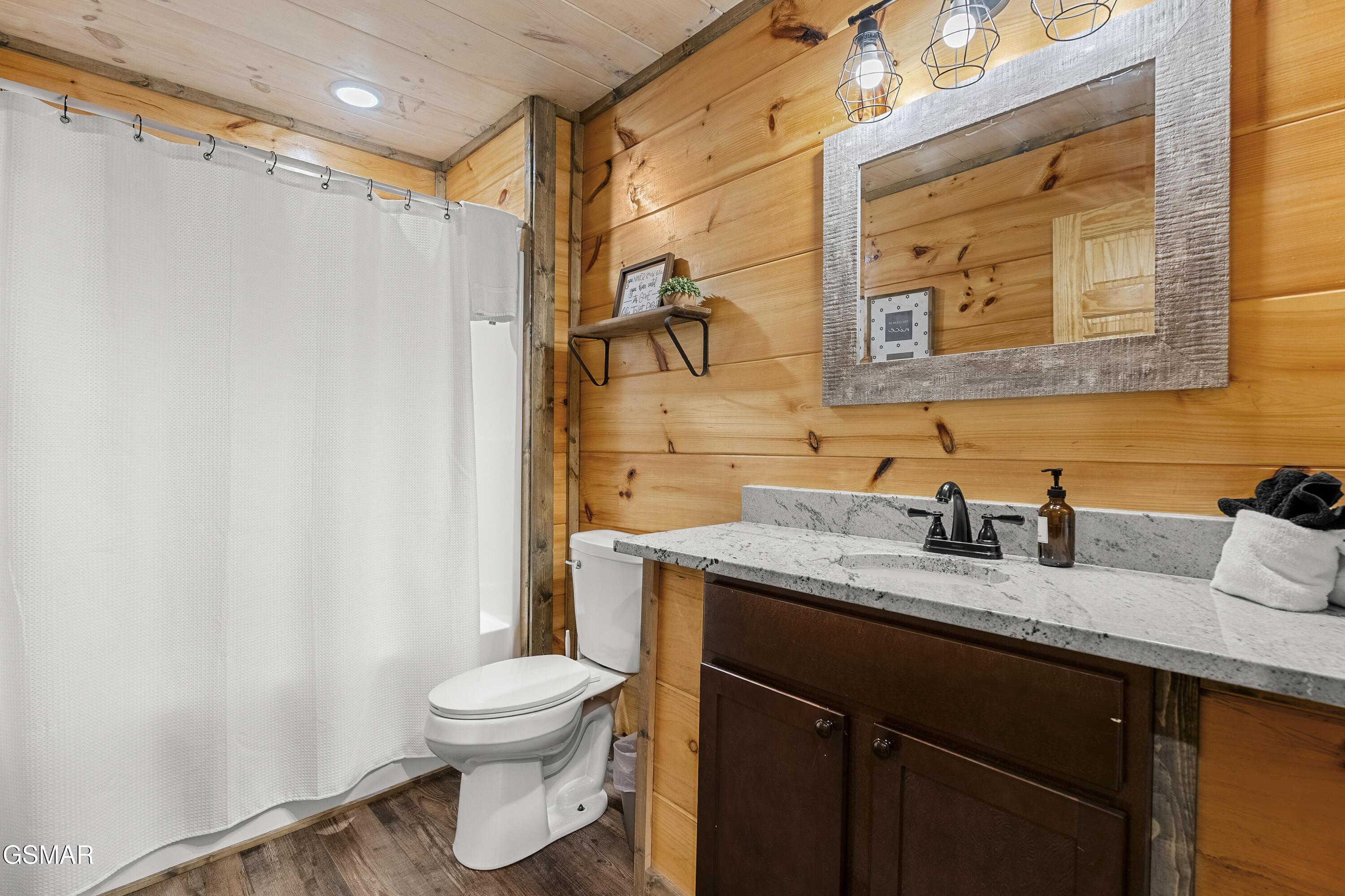 2109 Eagle Feather Drive Sevierville TN 37876