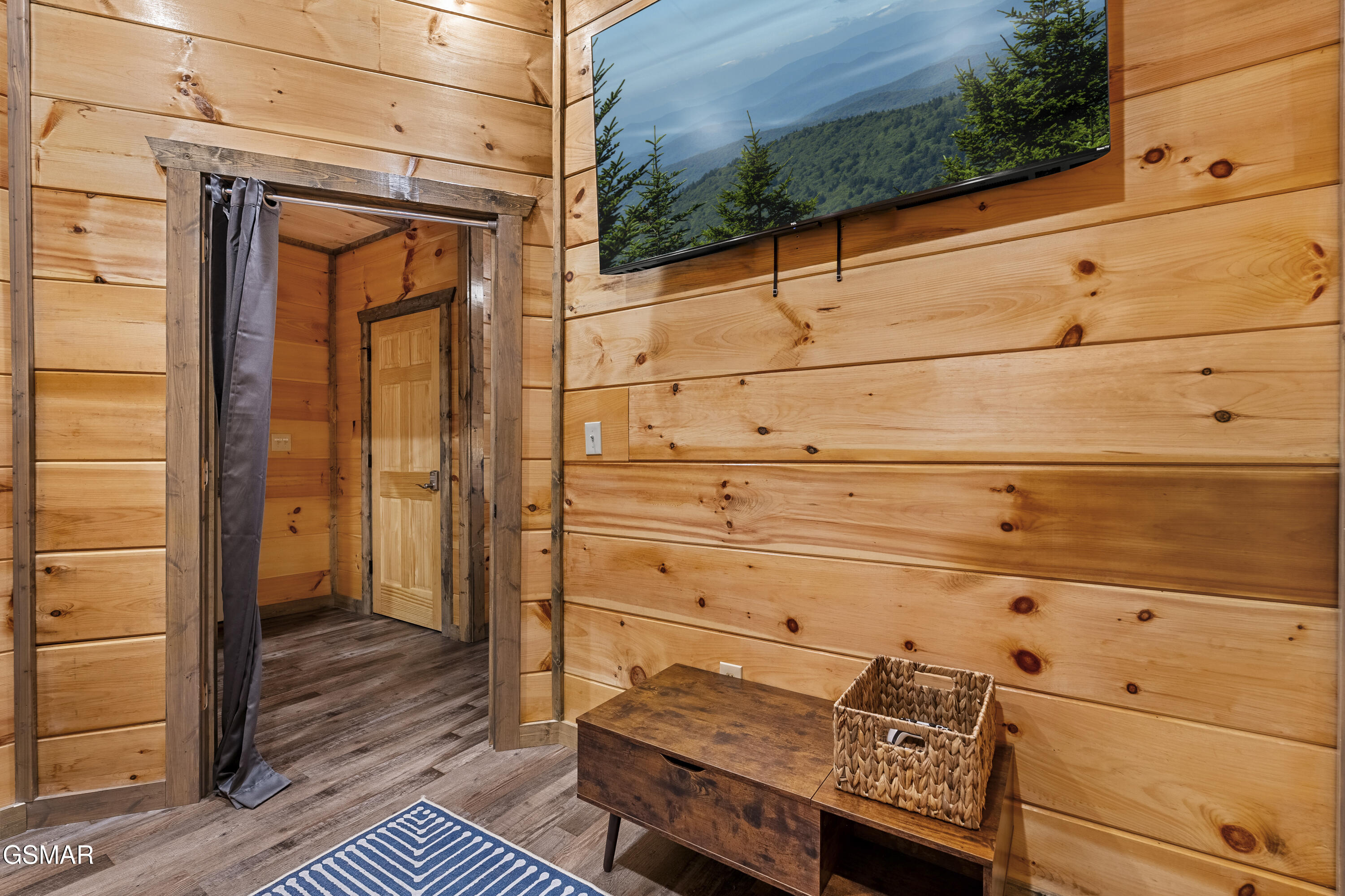 2109 Eagle Feather Drive Sevierville TN 37876