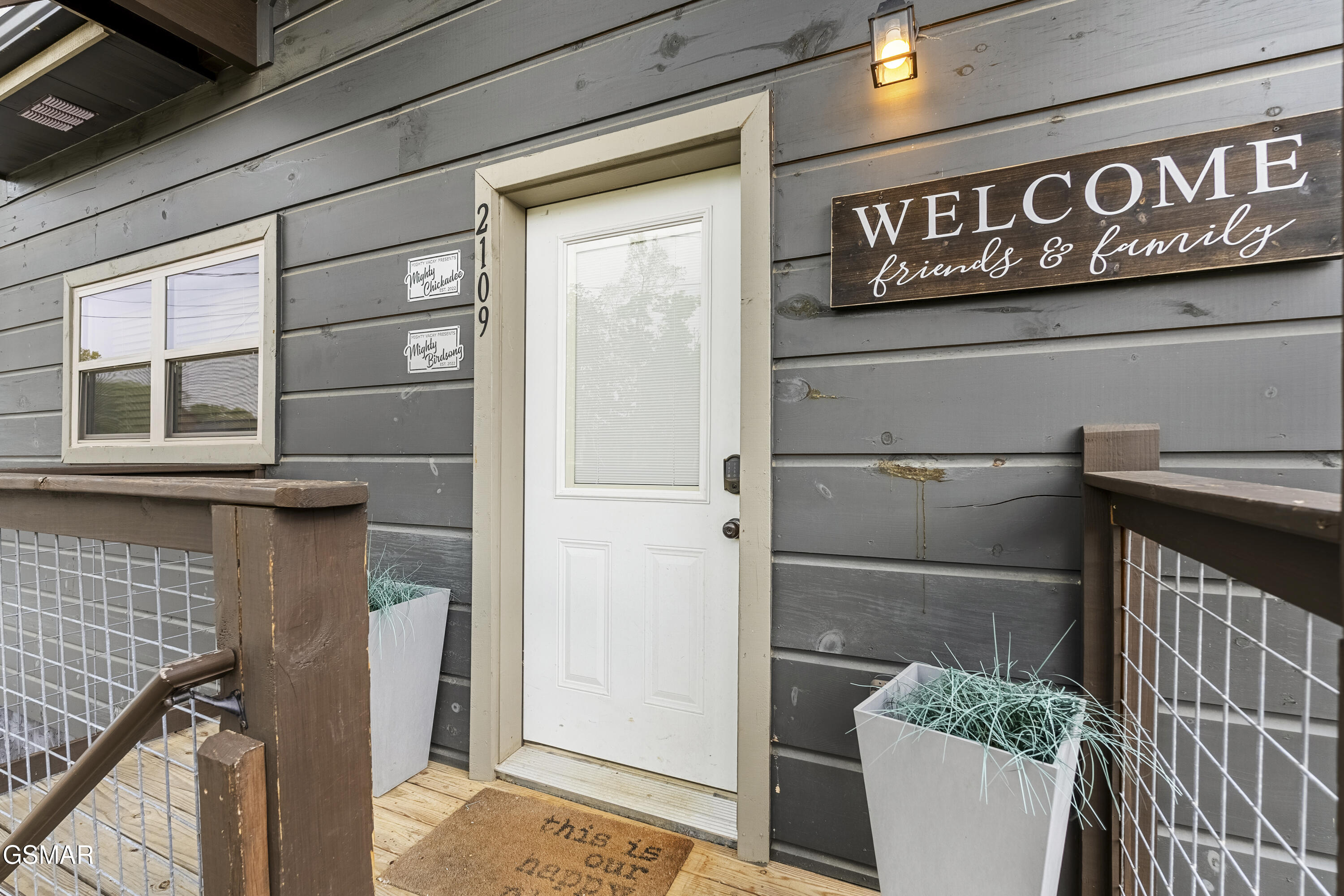 2109 Eagle Feather Drive Sevierville TN 37876