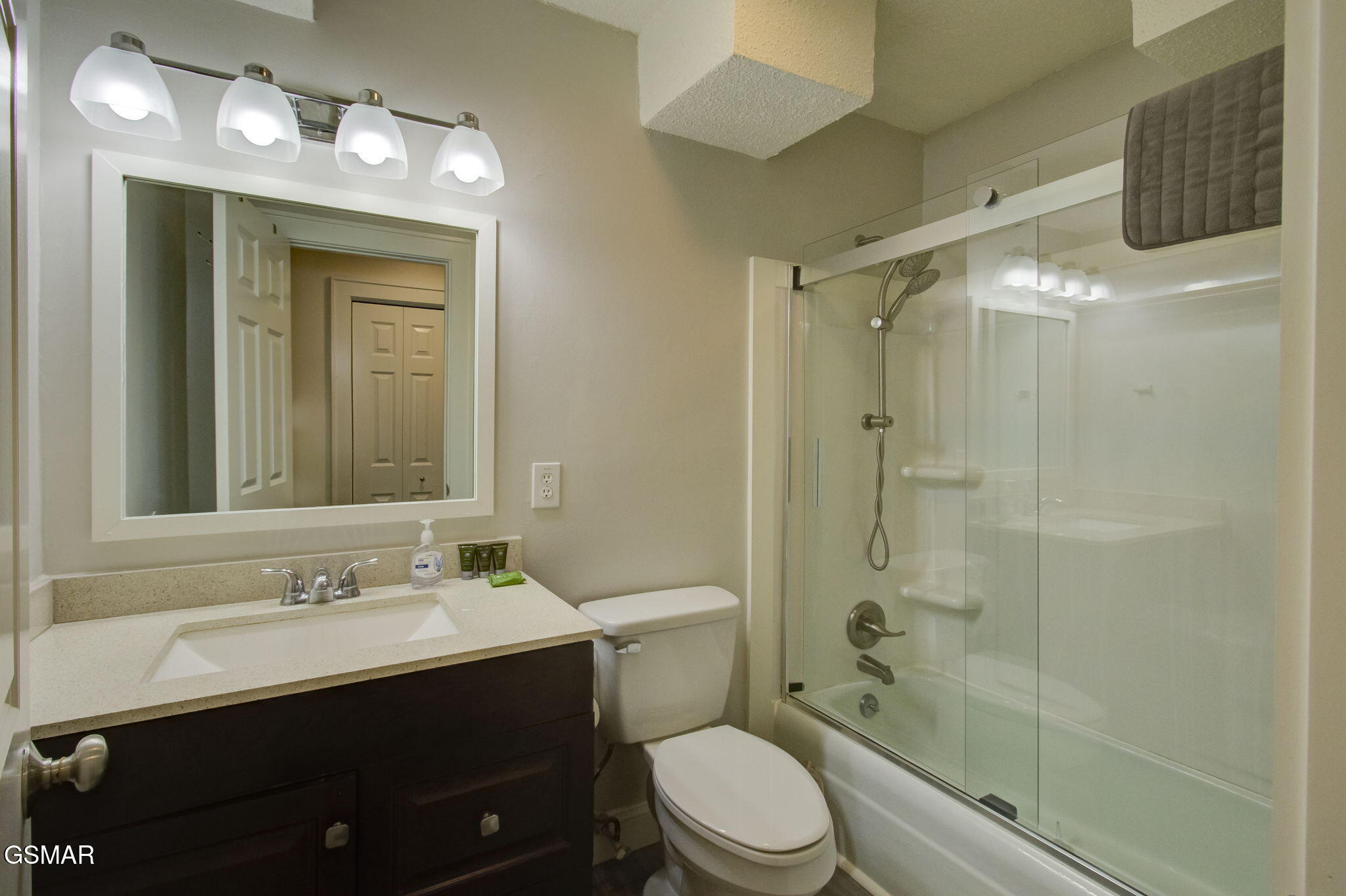 2050 E Millers Cove Road Walland TN 37886