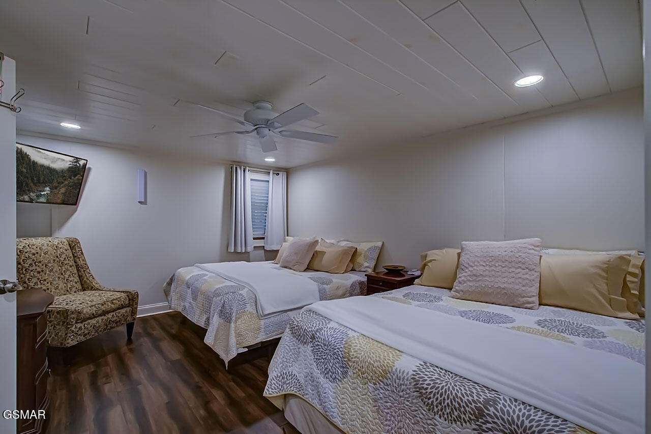 2050 E Millers Cove Road Walland TN 37886