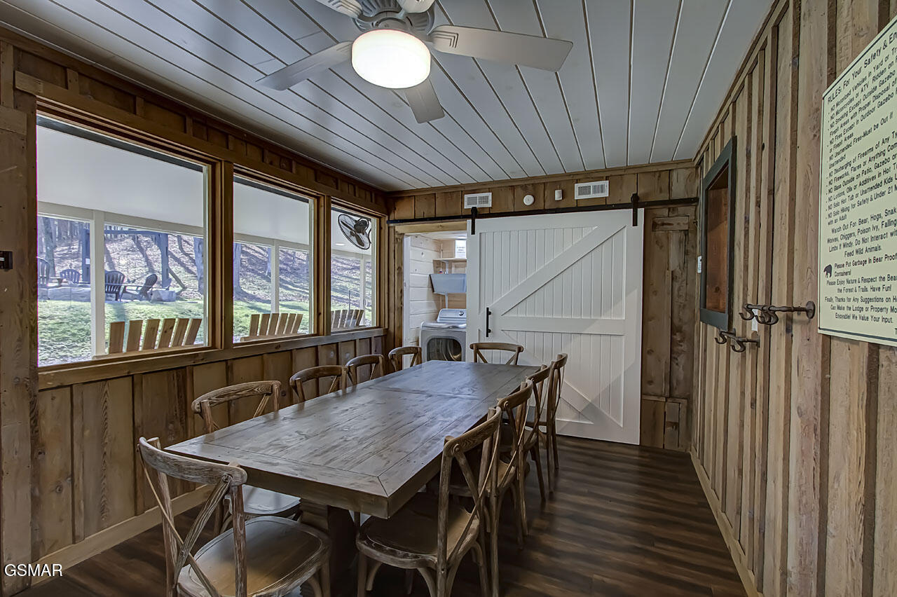 2050 E Millers Cove Road Walland TN 37886