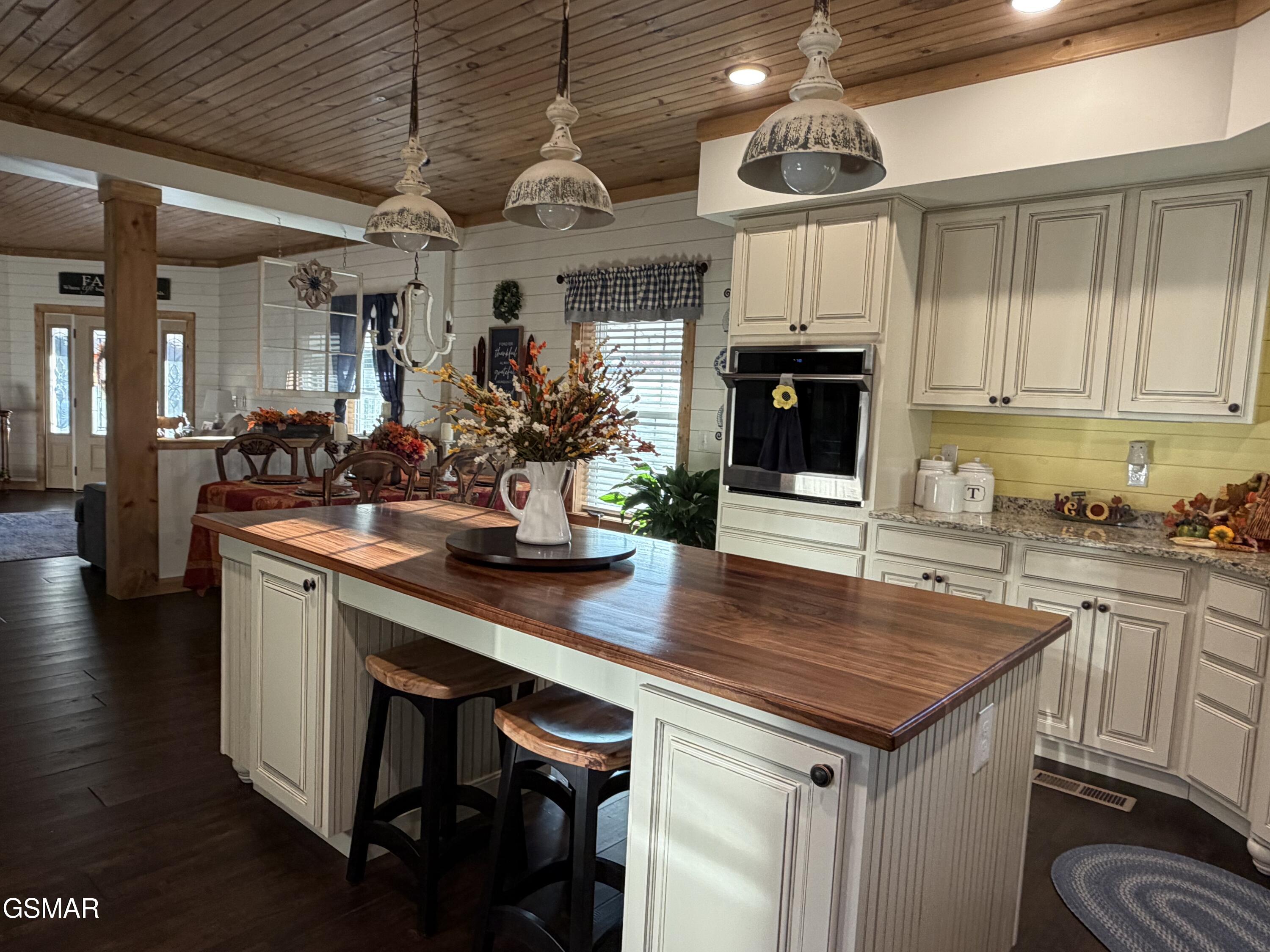 2750 Sulpher Springs Road Sevierville TN 37862