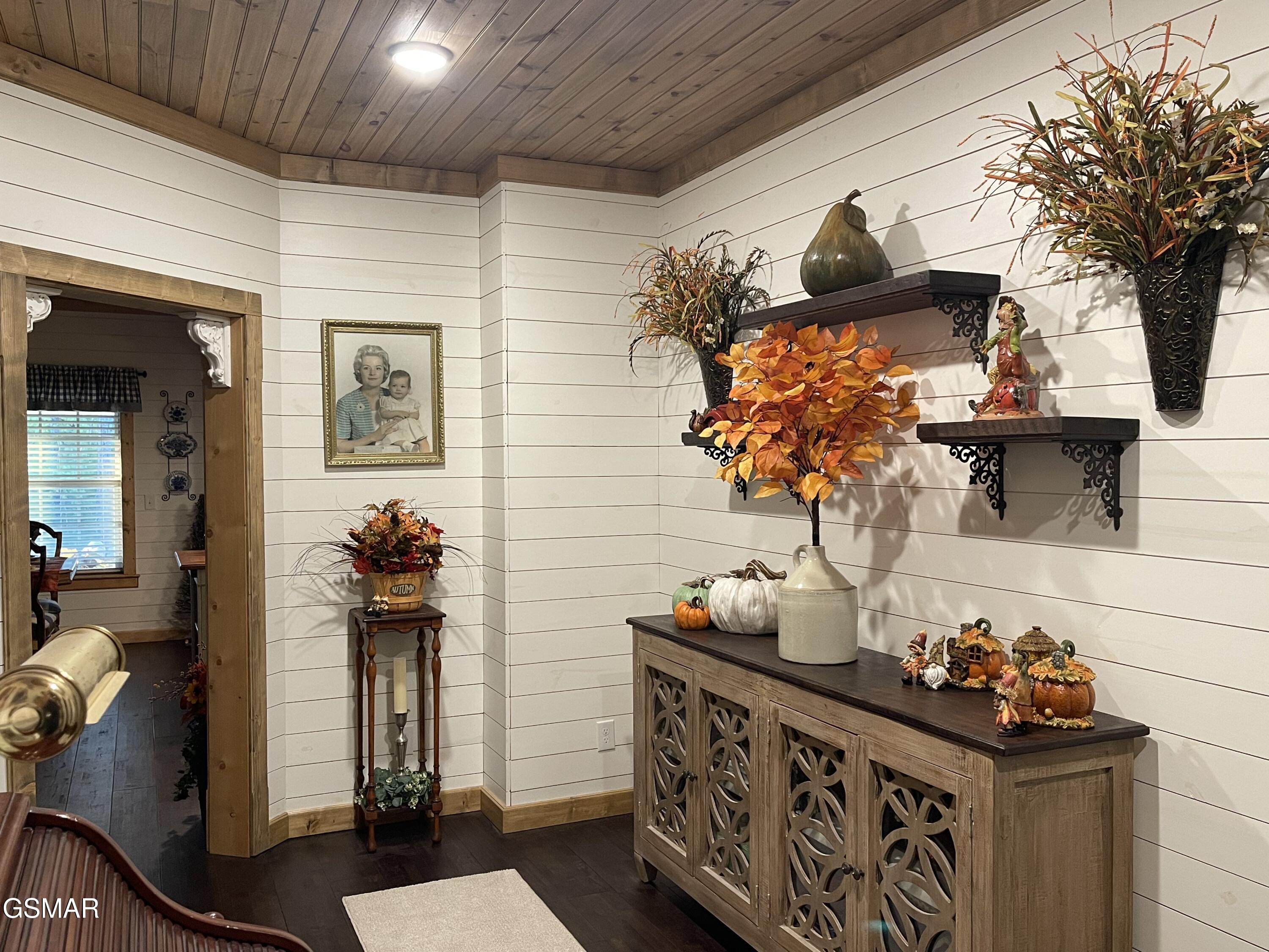 2750 Sulpher Springs Road Sevierville TN 37862