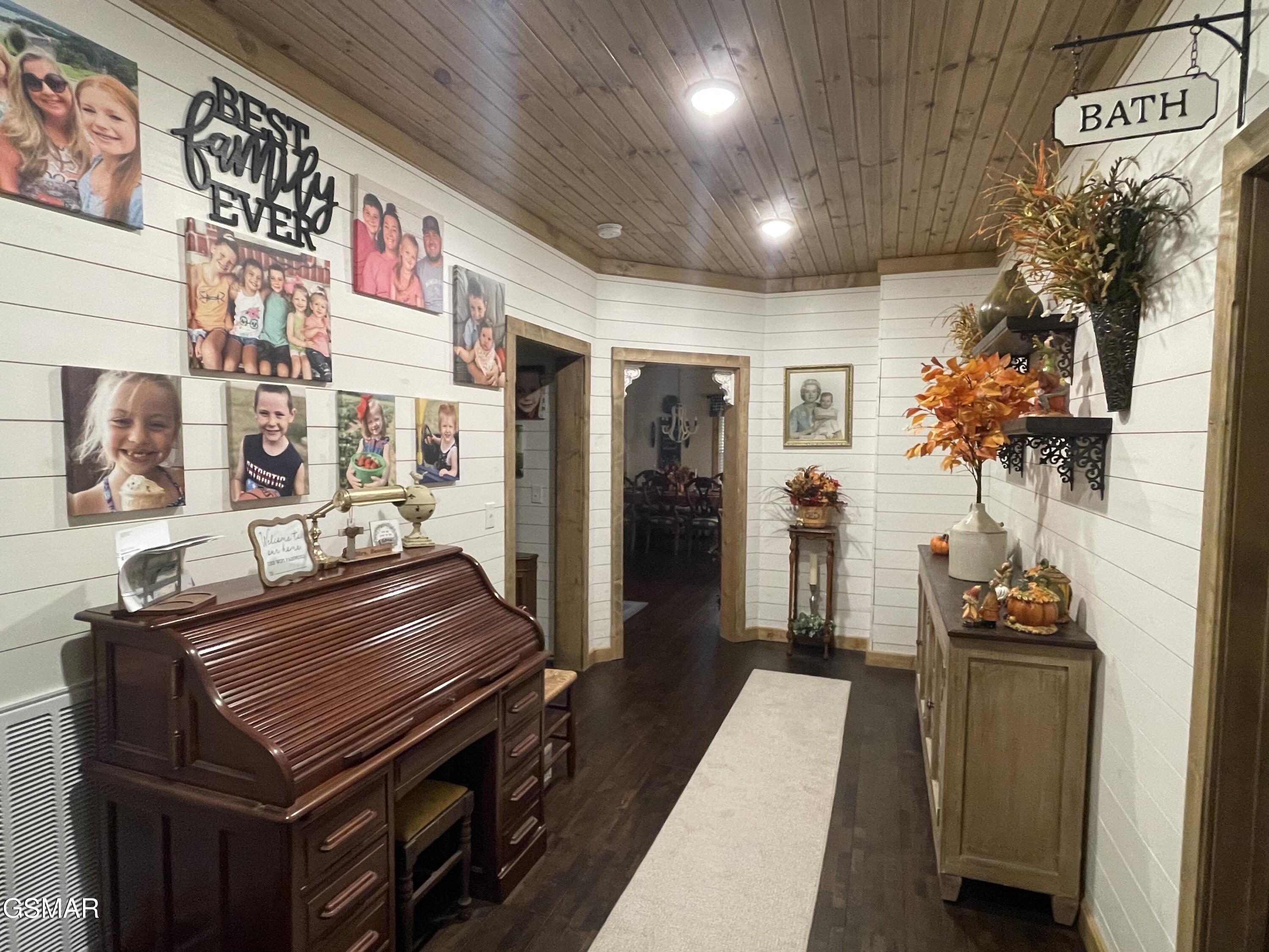 2750 Sulpher Springs Road Sevierville TN 37862