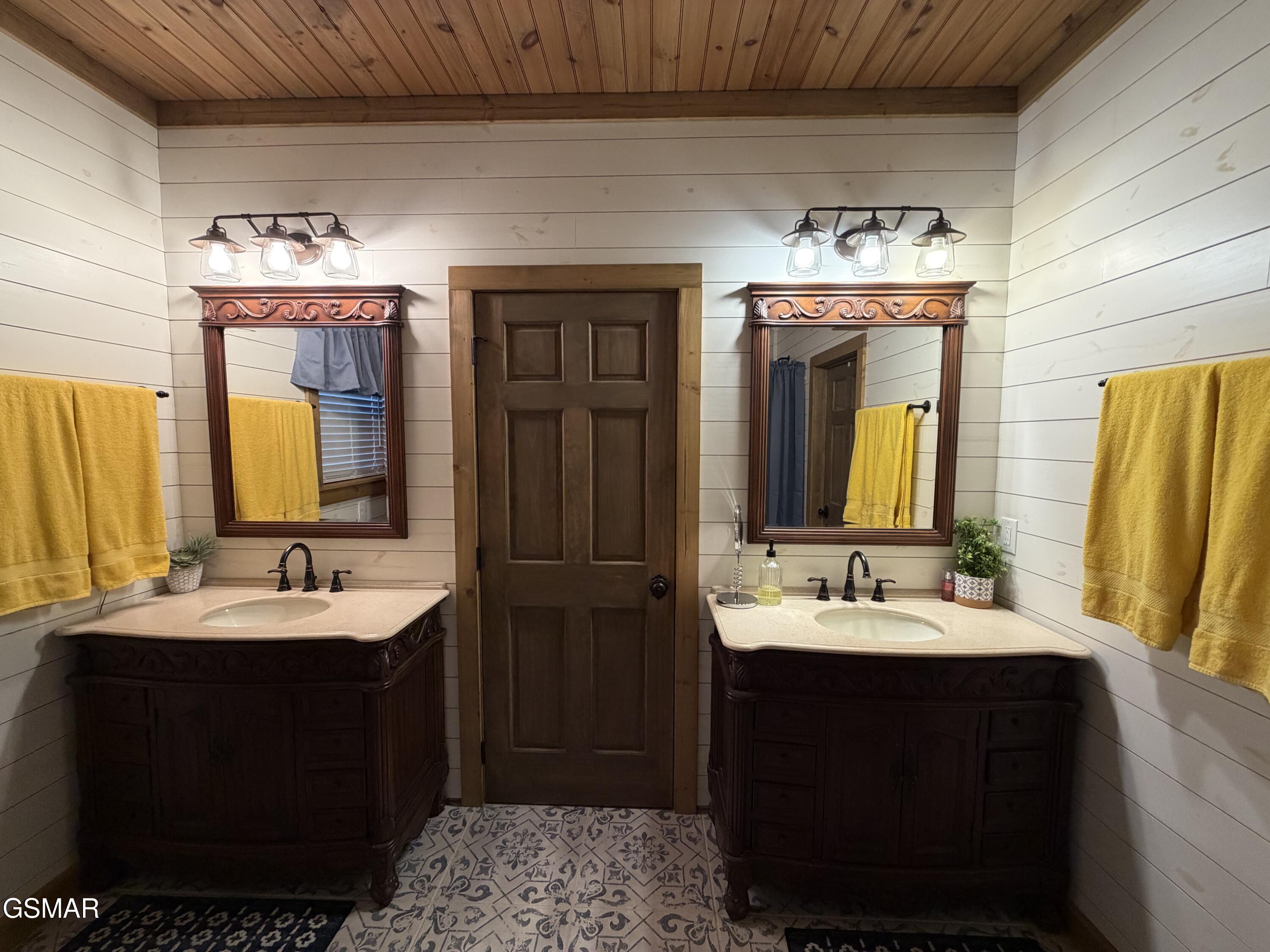 2750 Sulpher Springs Road Sevierville TN 37862
