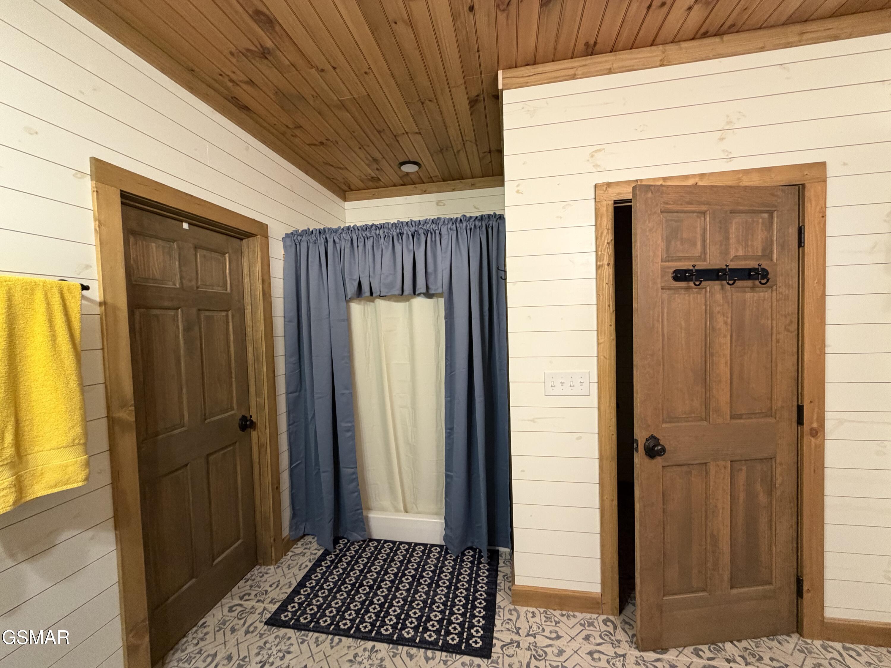 2750 Sulpher Springs Road Sevierville TN 37862