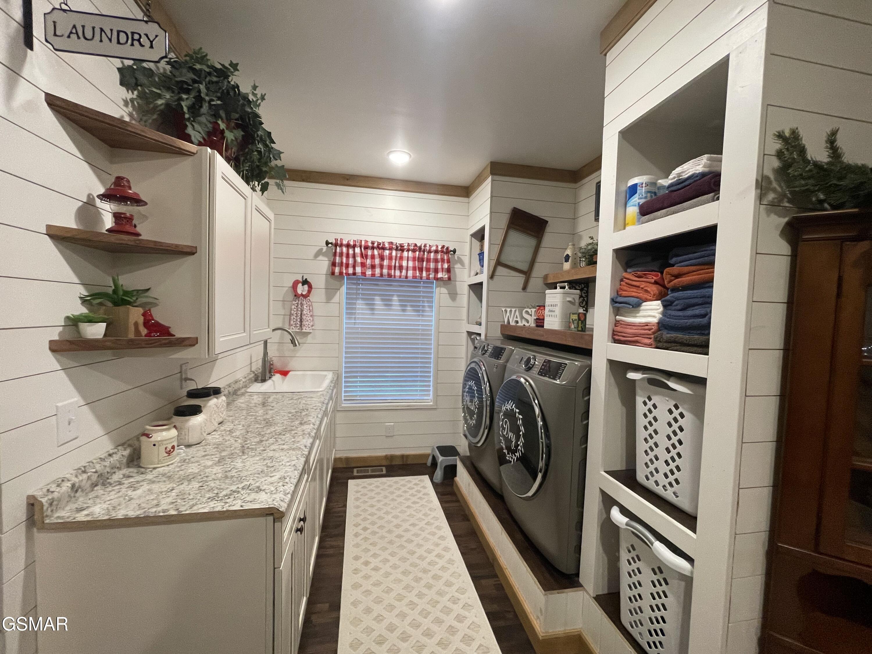 2750 Sulpher Springs Road Sevierville TN 37862