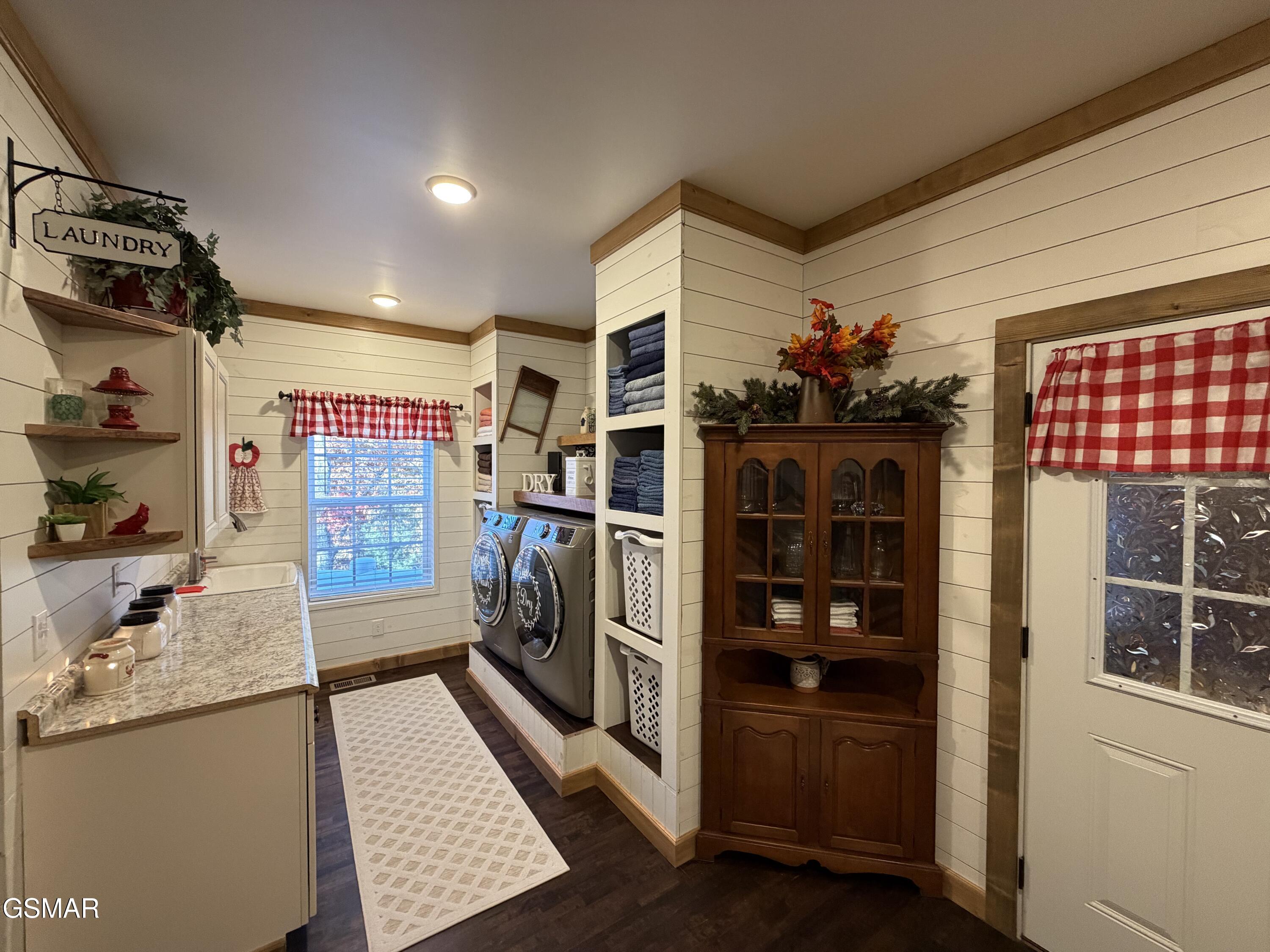 2750 Sulpher Springs Road Sevierville TN 37862