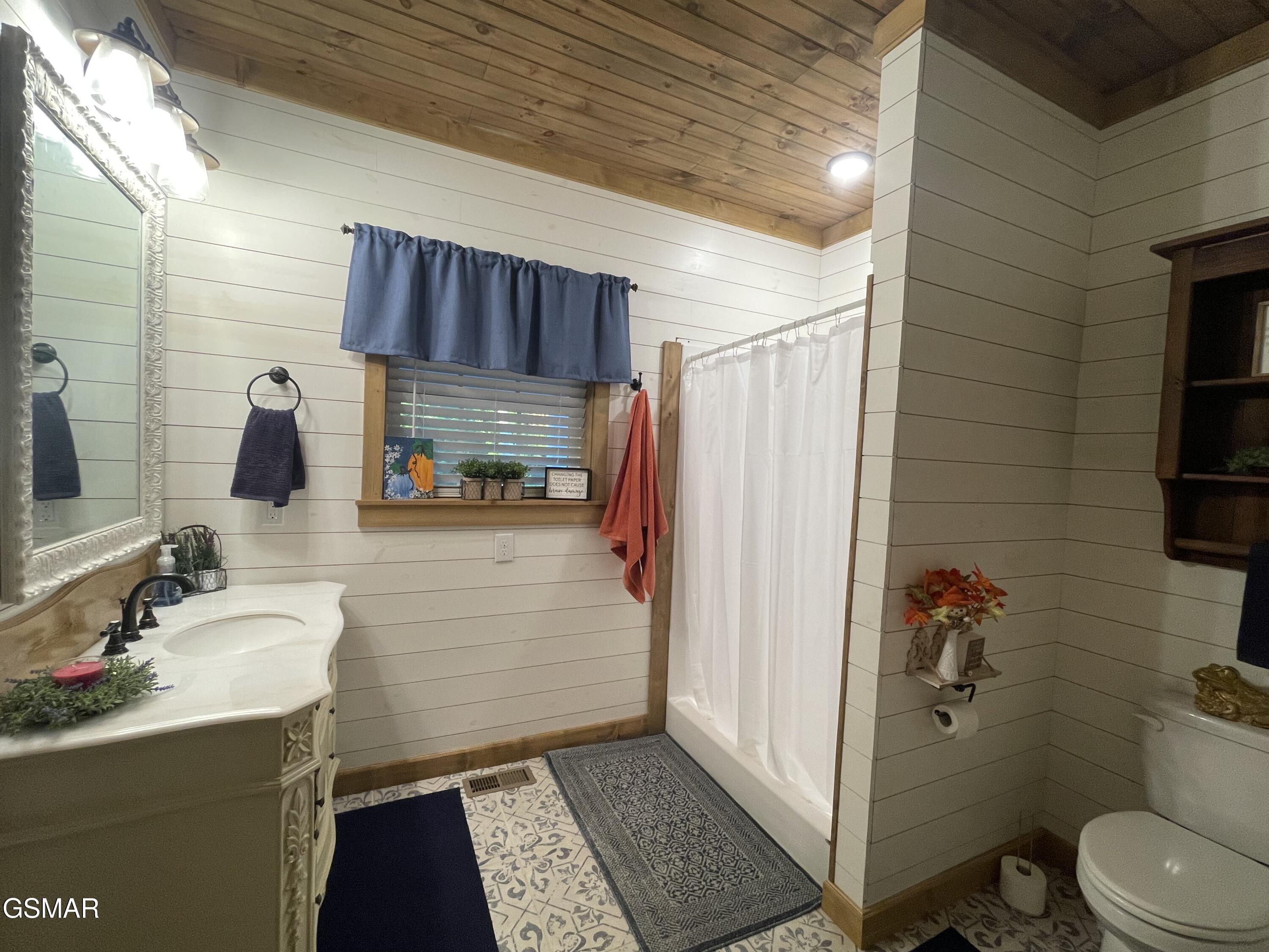 2750 Sulpher Springs Road Sevierville TN 37862