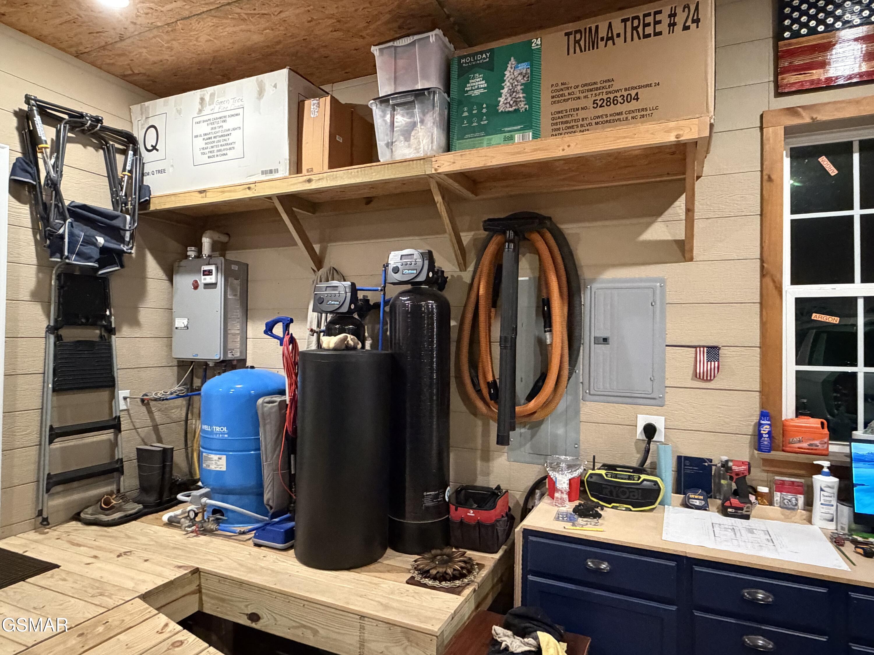 2750 Sulpher Springs Road Sevierville TN 37862