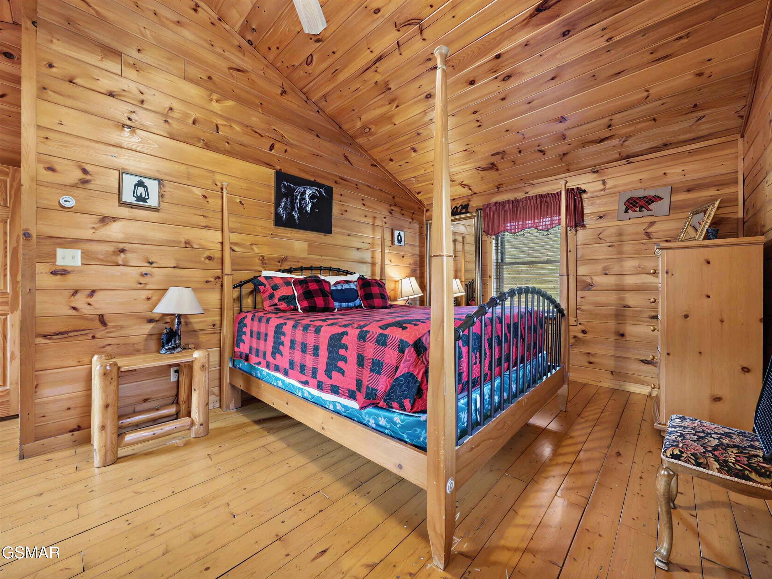 1984 E Mountain View Way Sevierville TN 37862