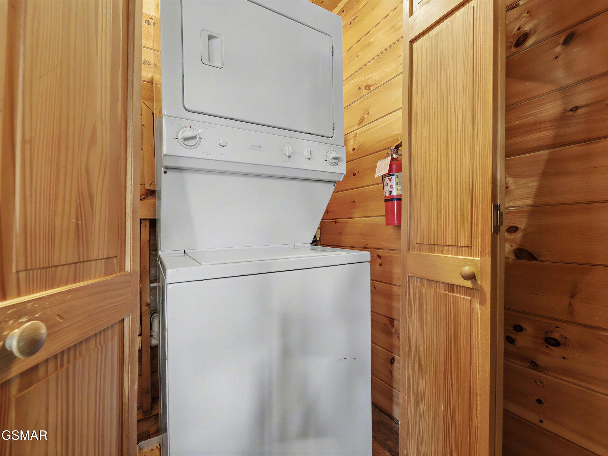 1984 E Mountain View Way Sevierville TN 37862
