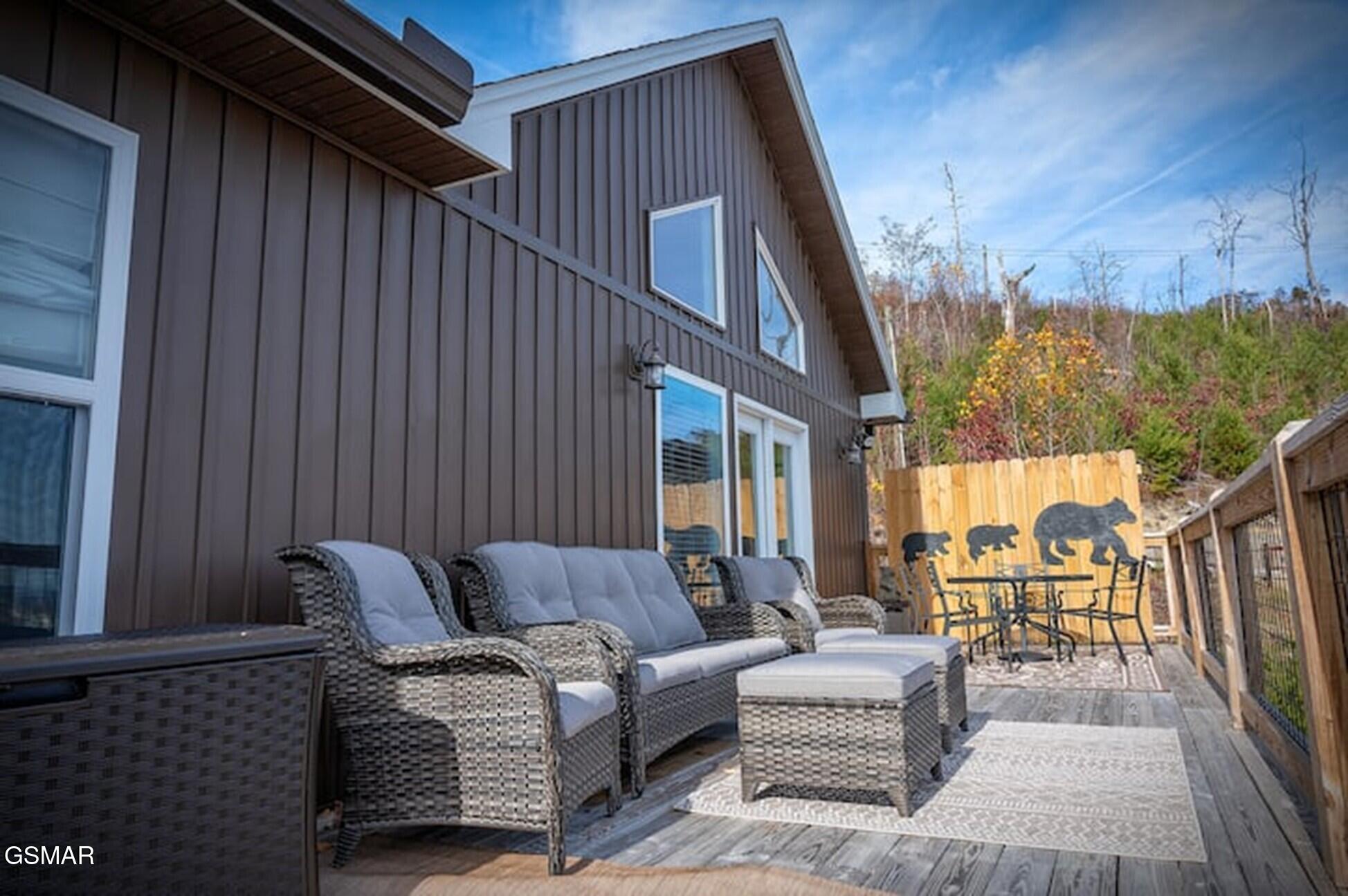862 Sourwood Drive Gatlinburg TN 37738