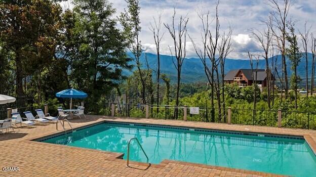 862 Sourwood Drive Gatlinburg TN 37738