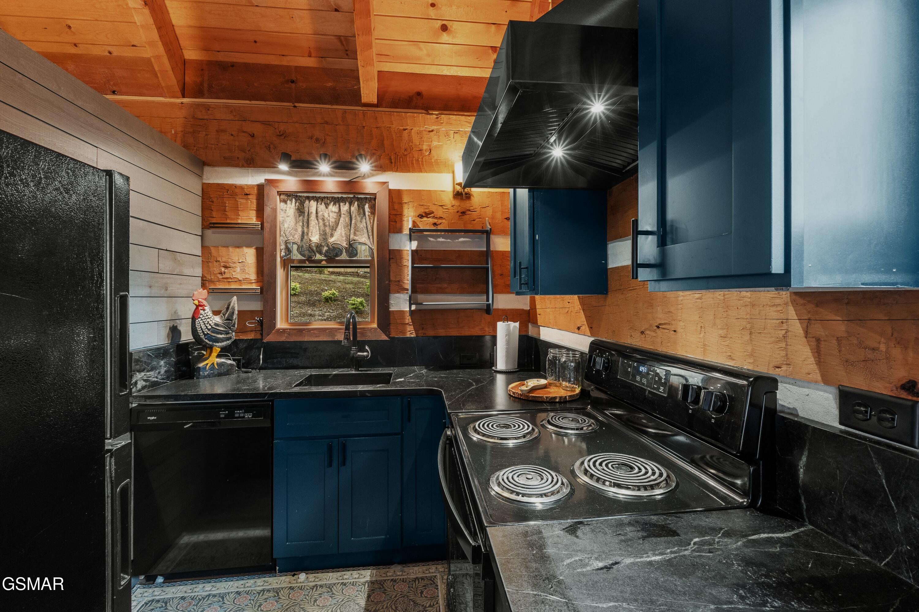 151 Flynn Road Walland TN 37886