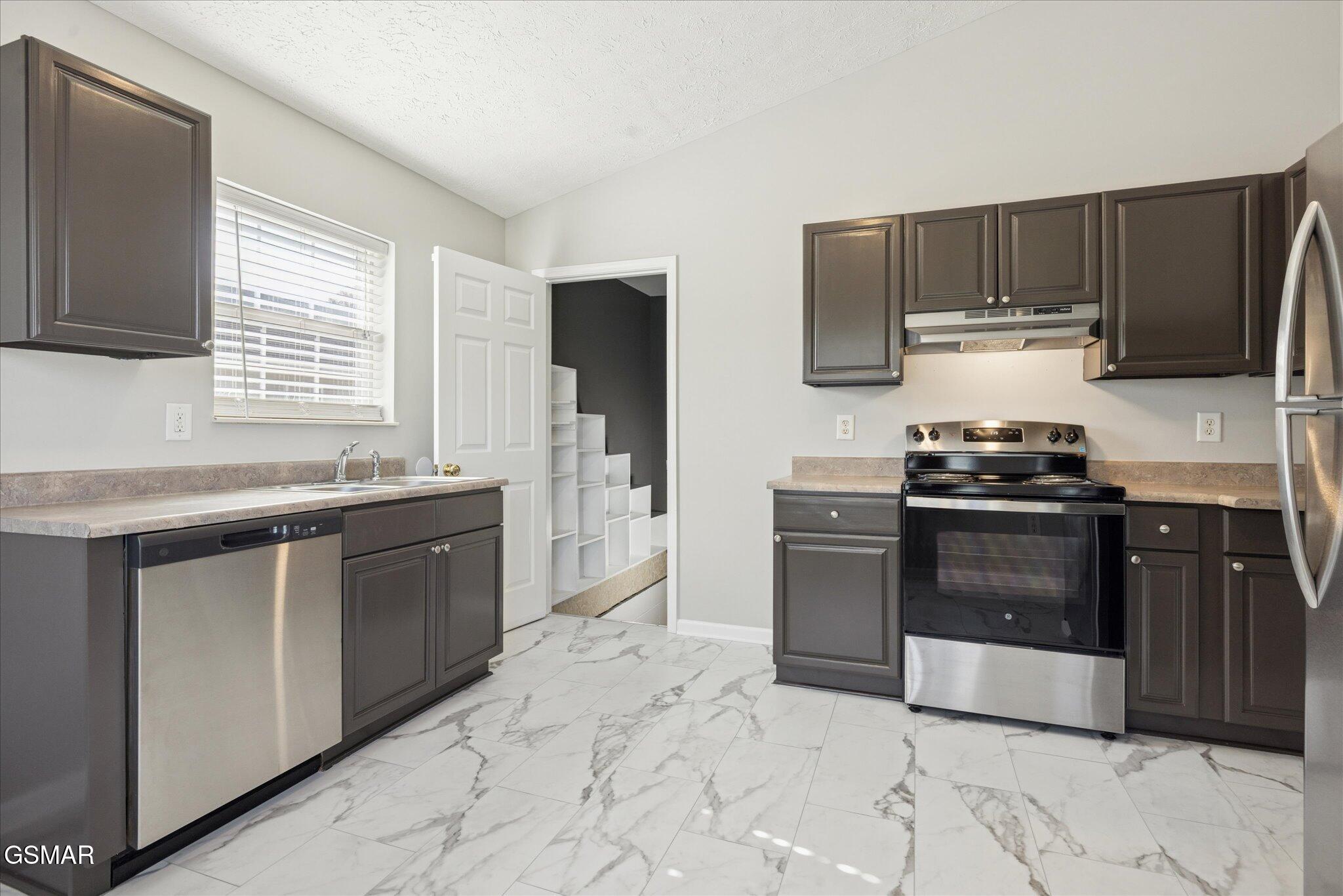 1528 Patricia Holt Boulevard Sevierville TN 37862