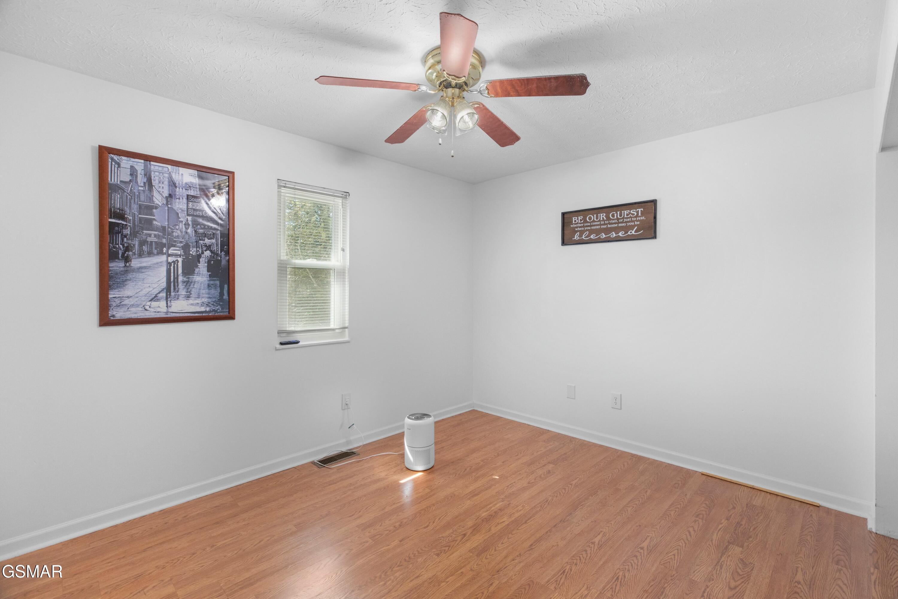 312 Economy Circle Dandridge TN 37725