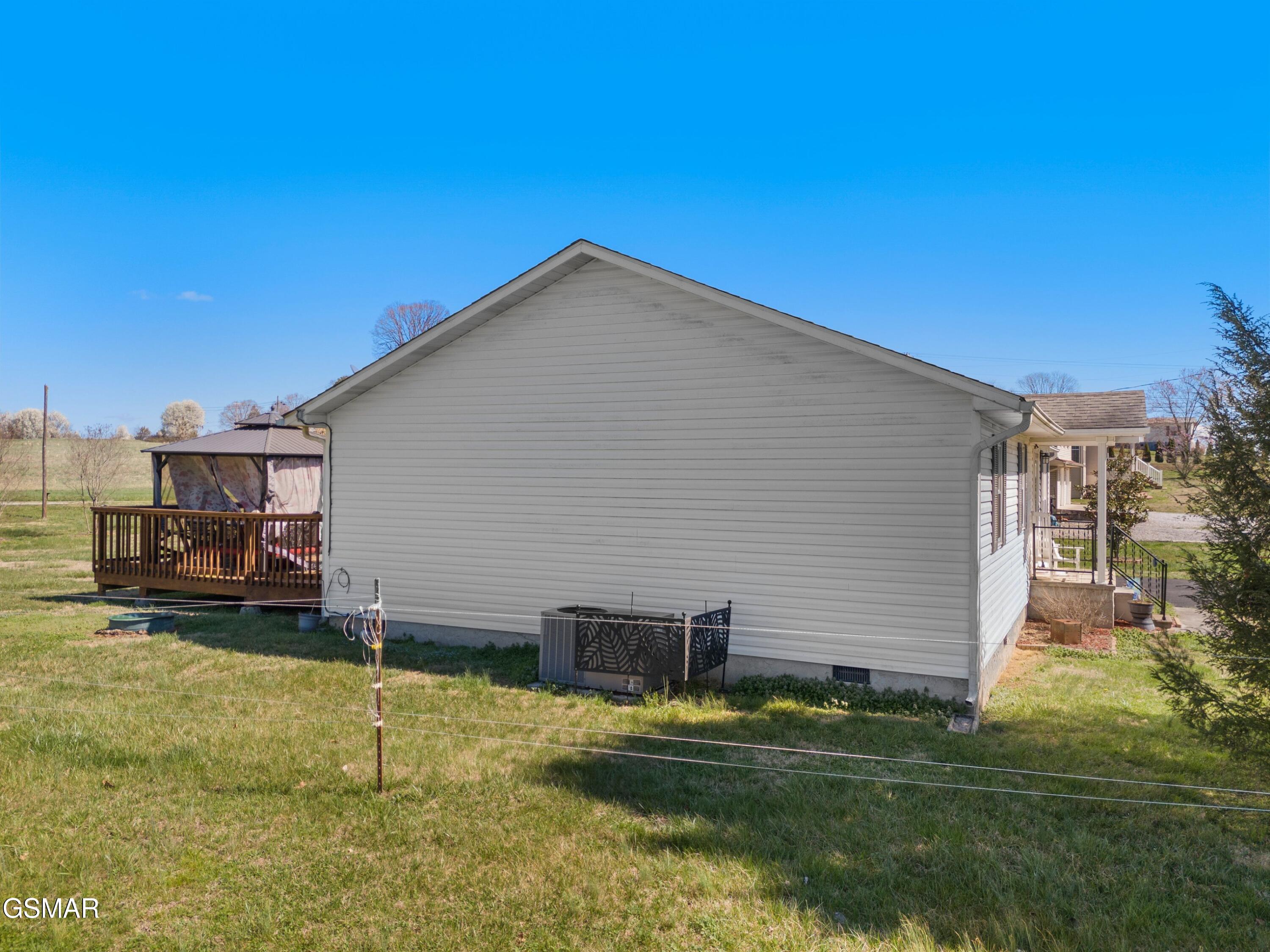 312 Economy Circle Dandridge TN 37725