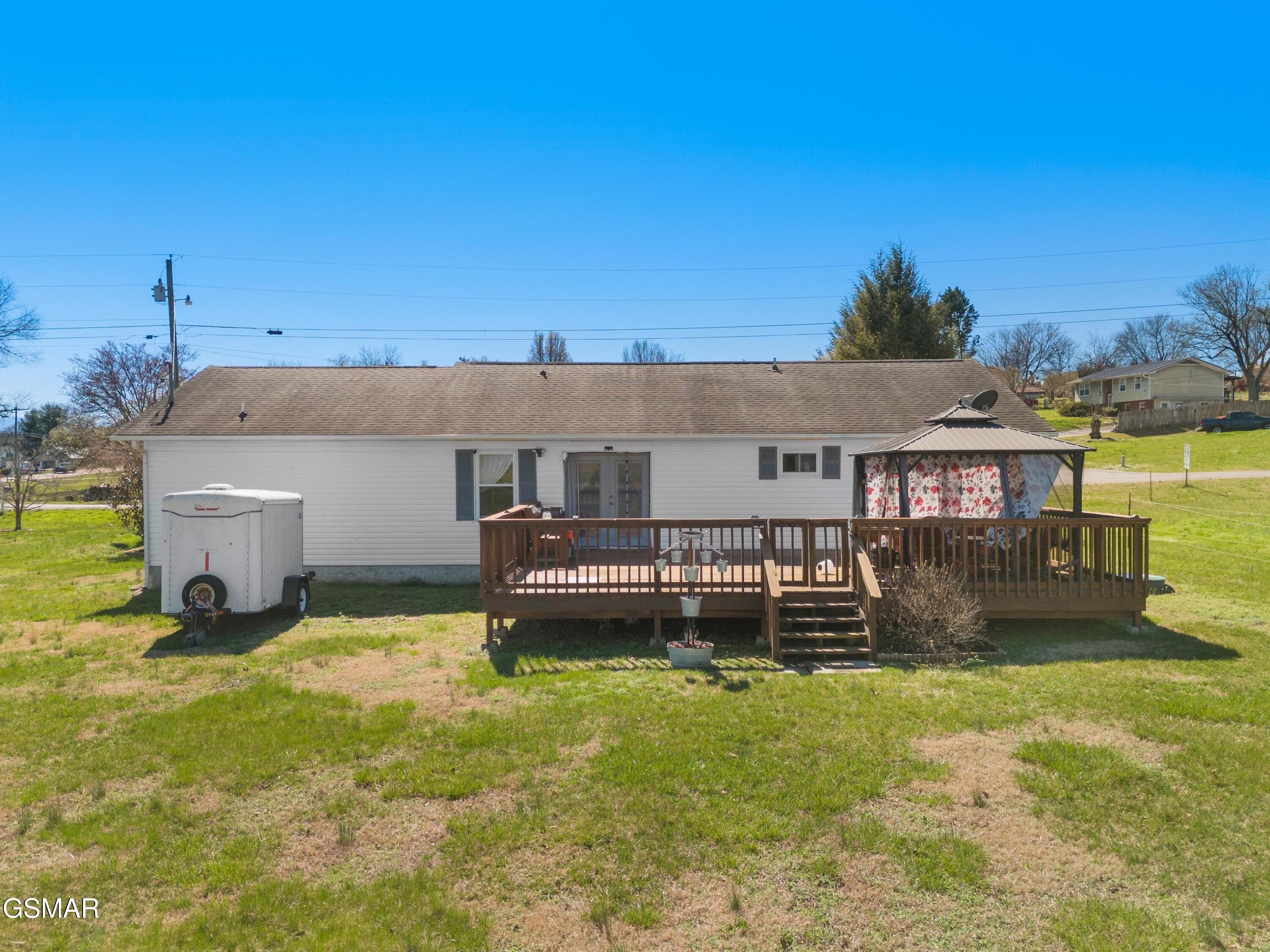 312 Economy Circle Dandridge TN 37725
