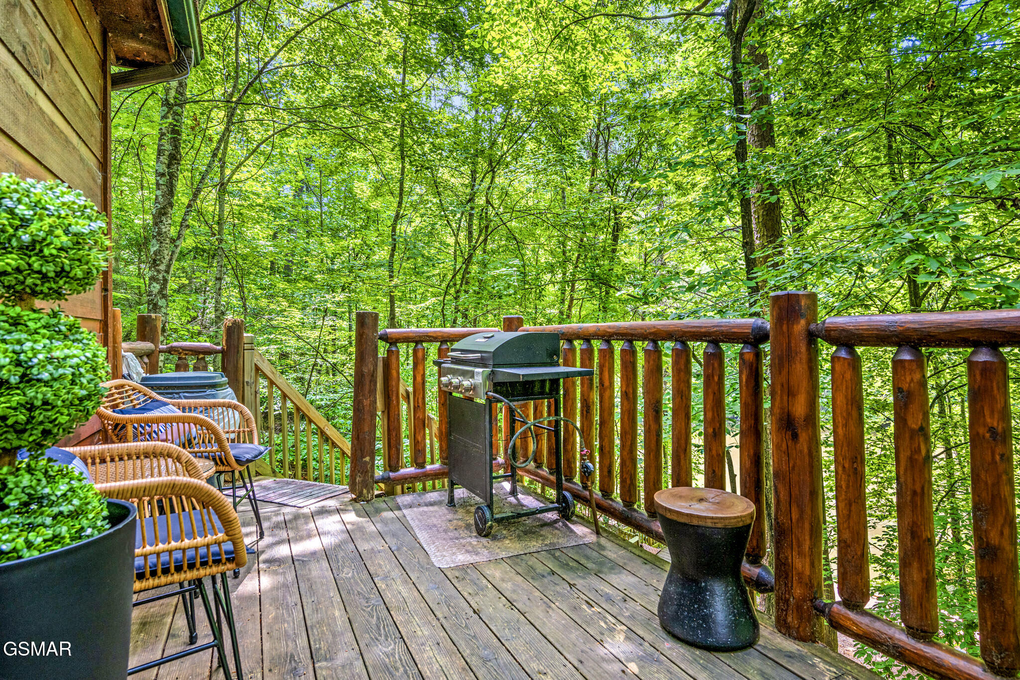 1420 Silver Poplar Lane Sevierville TN 37876