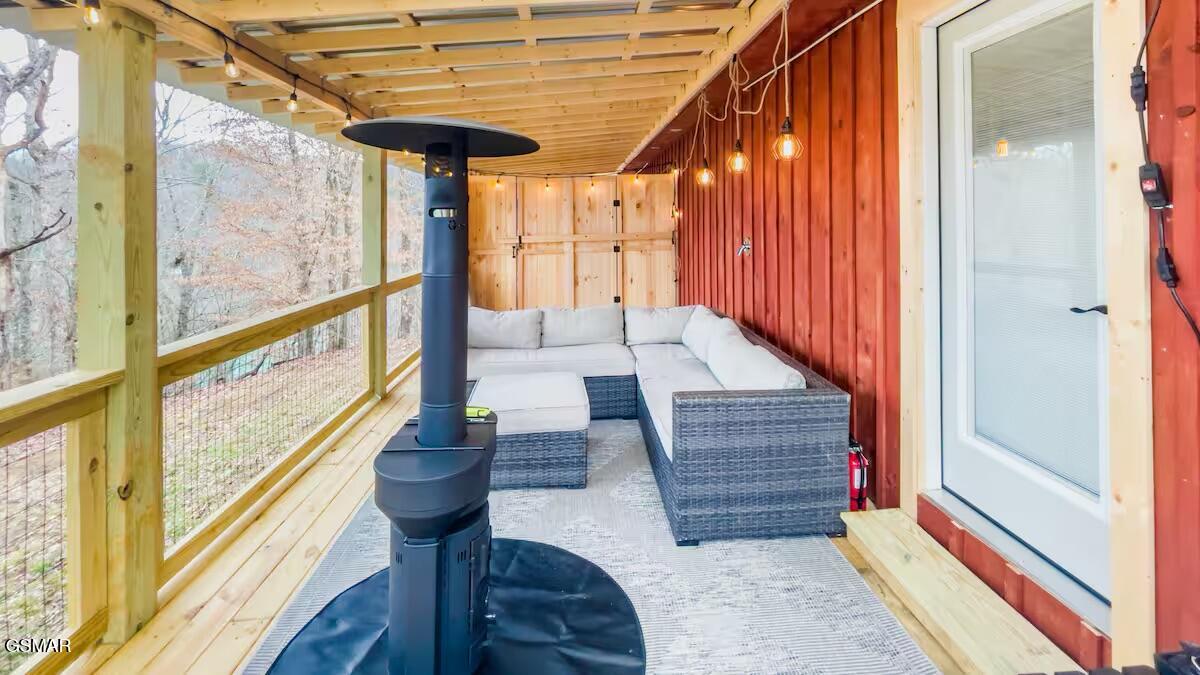 122 Quail Roost Drive Cosby TN 37722